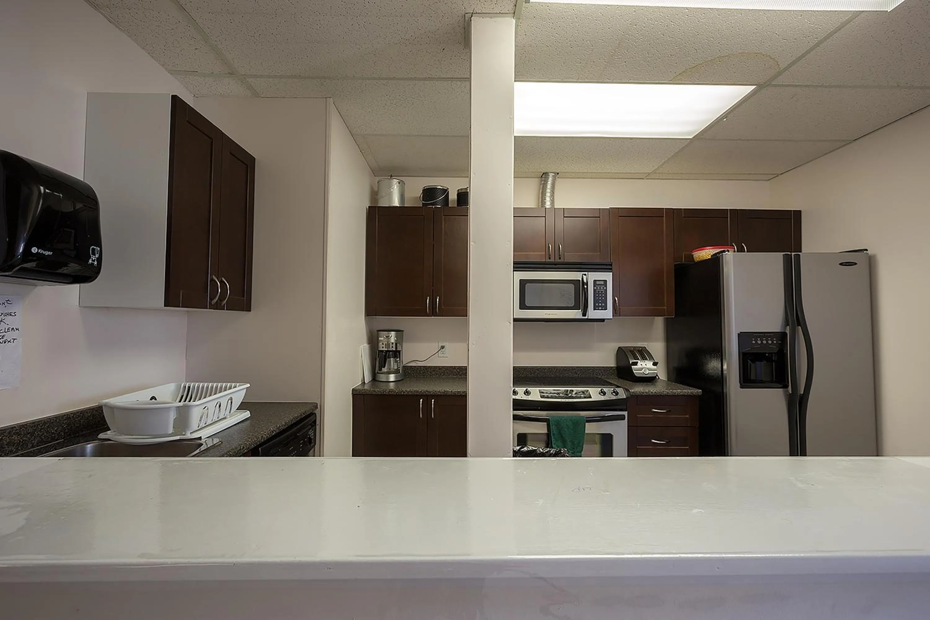 Communal kitchen in Vernon Hostel