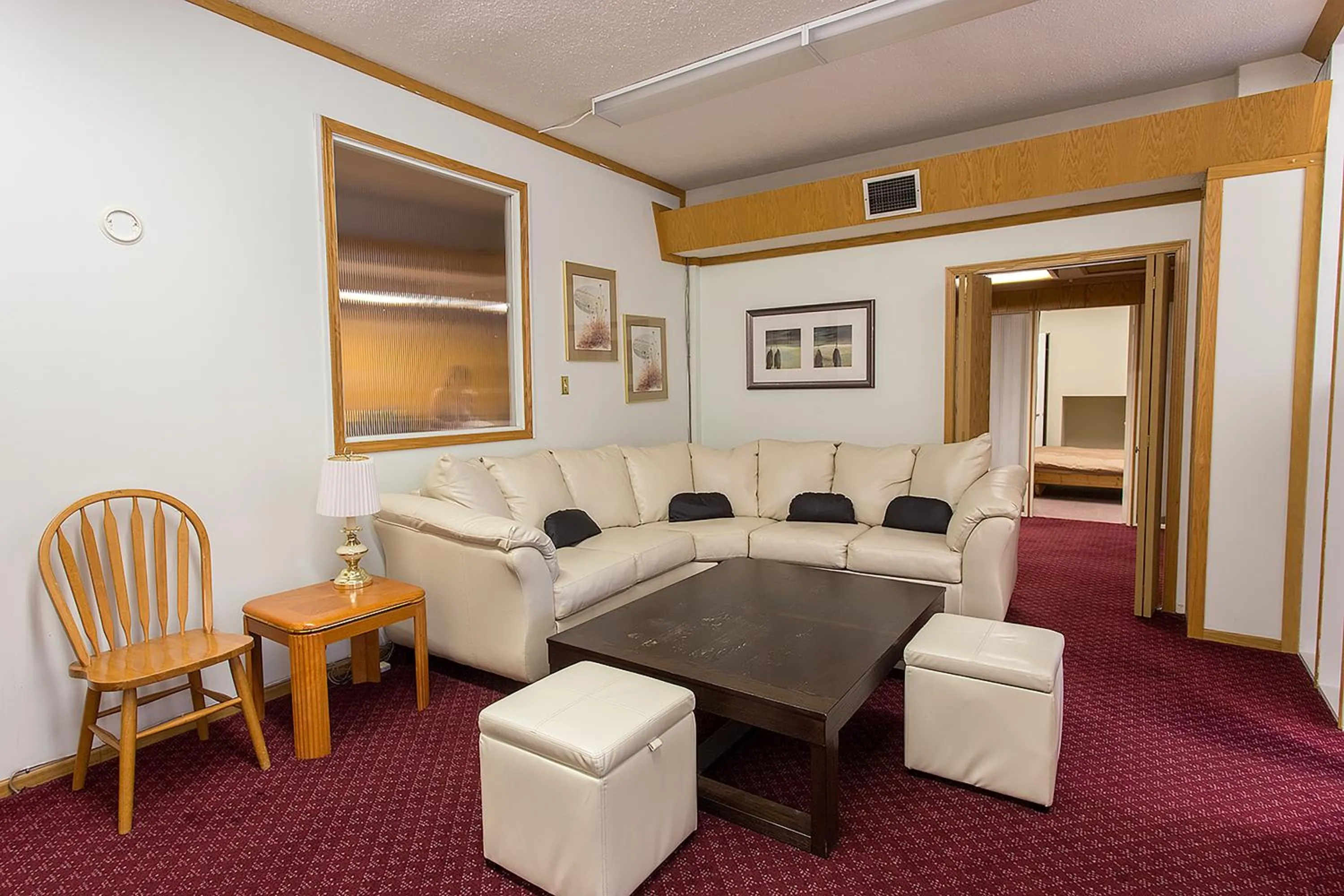Communal lounge/ TV room in Vernon Hostel