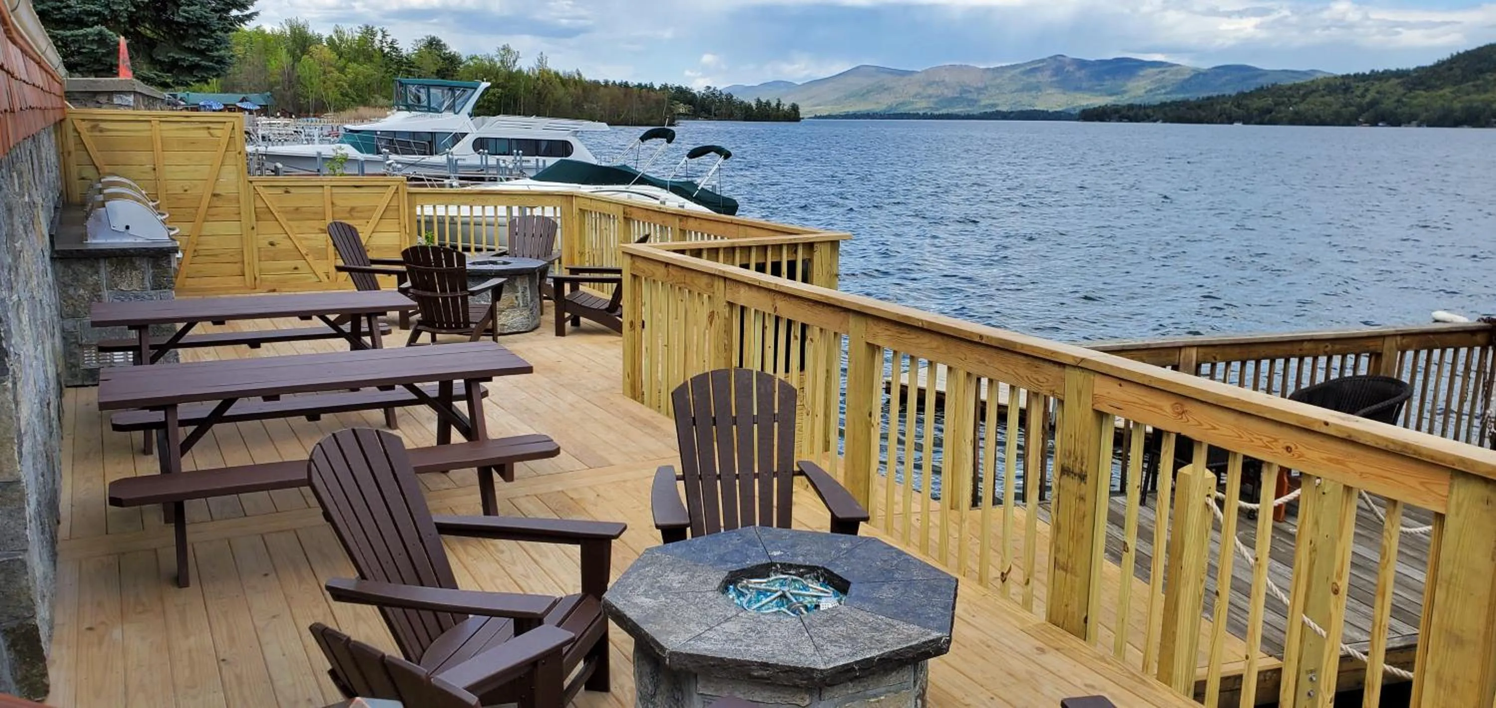 Balcony/Terrace in The Lake Motel