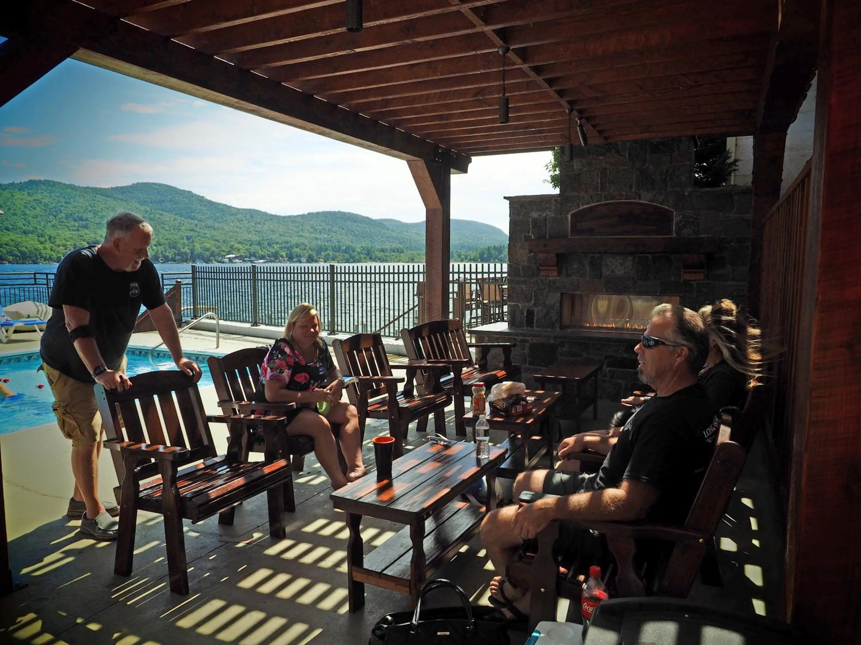 Balcony/Terrace in The Lake Motel