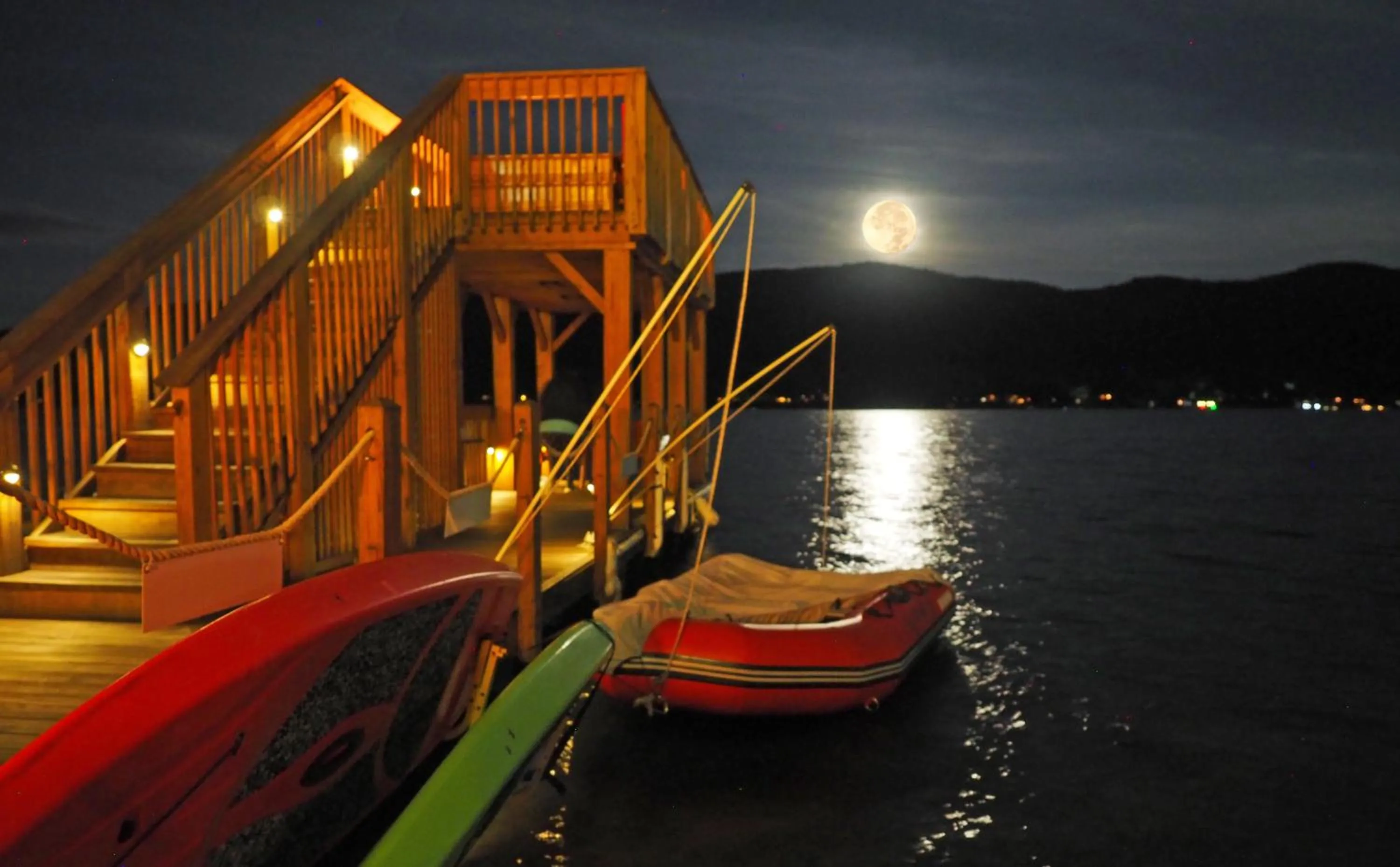 Balcony/Terrace in The Lake Motel