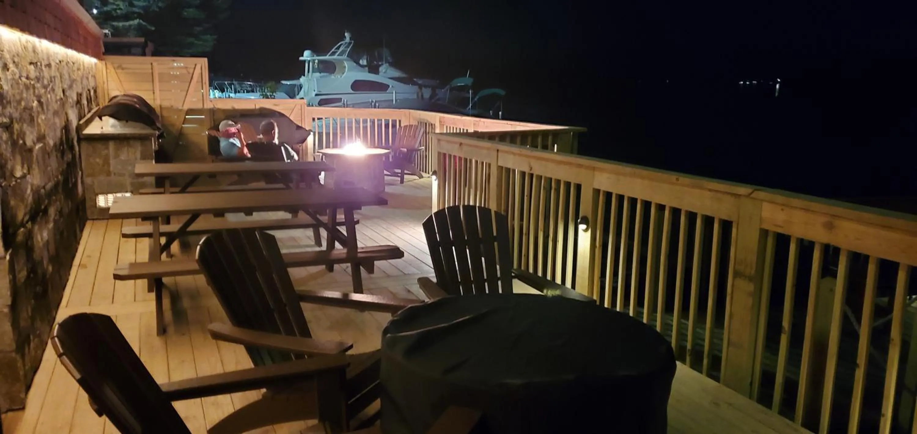 Balcony/Terrace in The Lake Motel