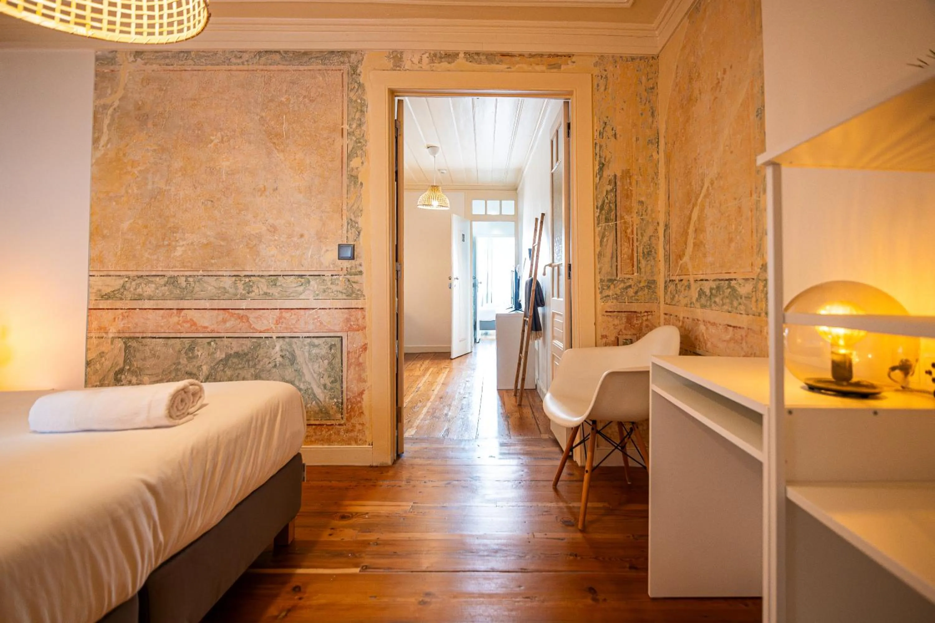 Photo of the whole room, Bed in VAGO Alcântara Suites