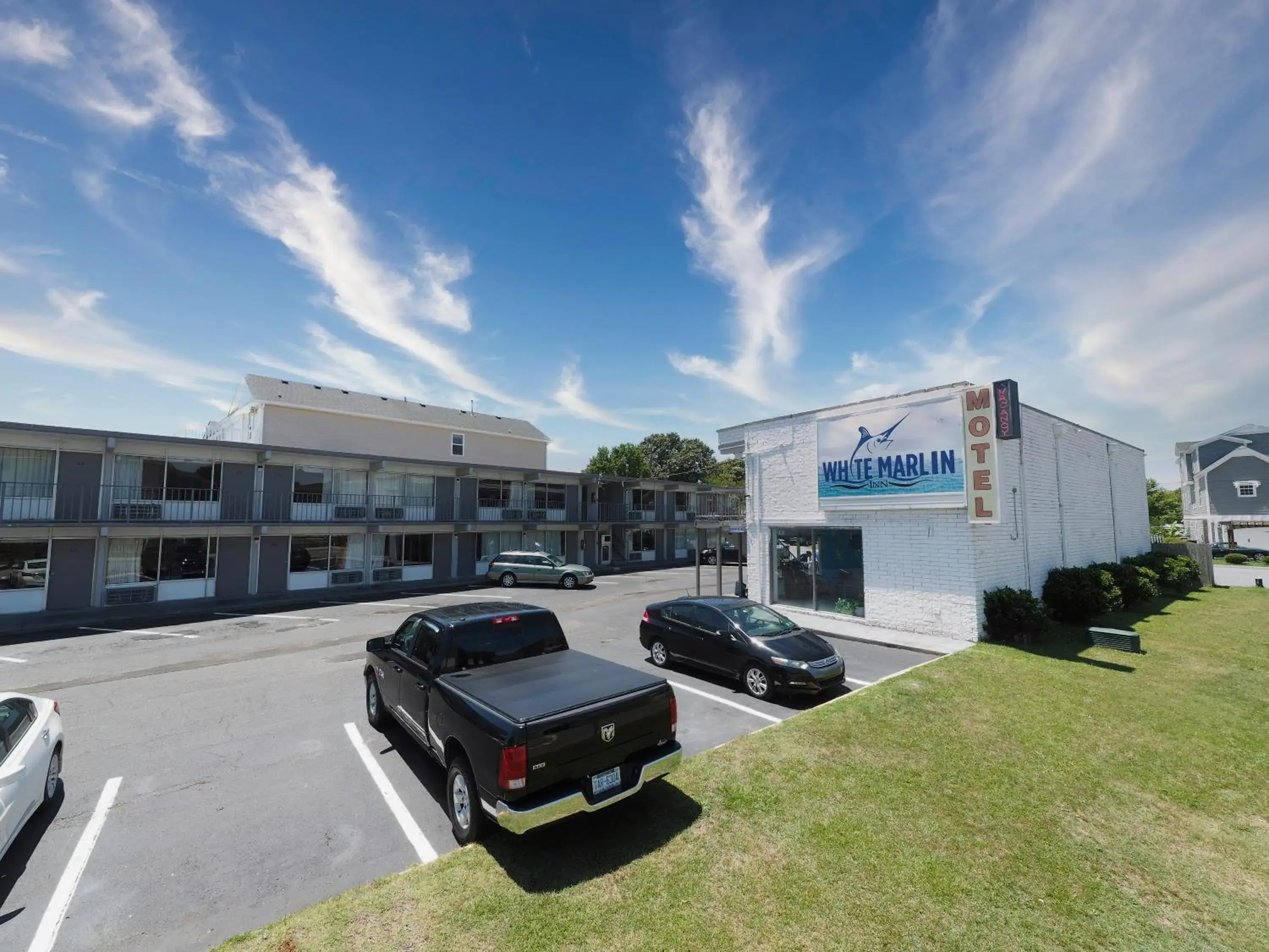 Property building in White Marlin Inn - Virginia Beach Property building in White Marlin Inn - Virginia Beach