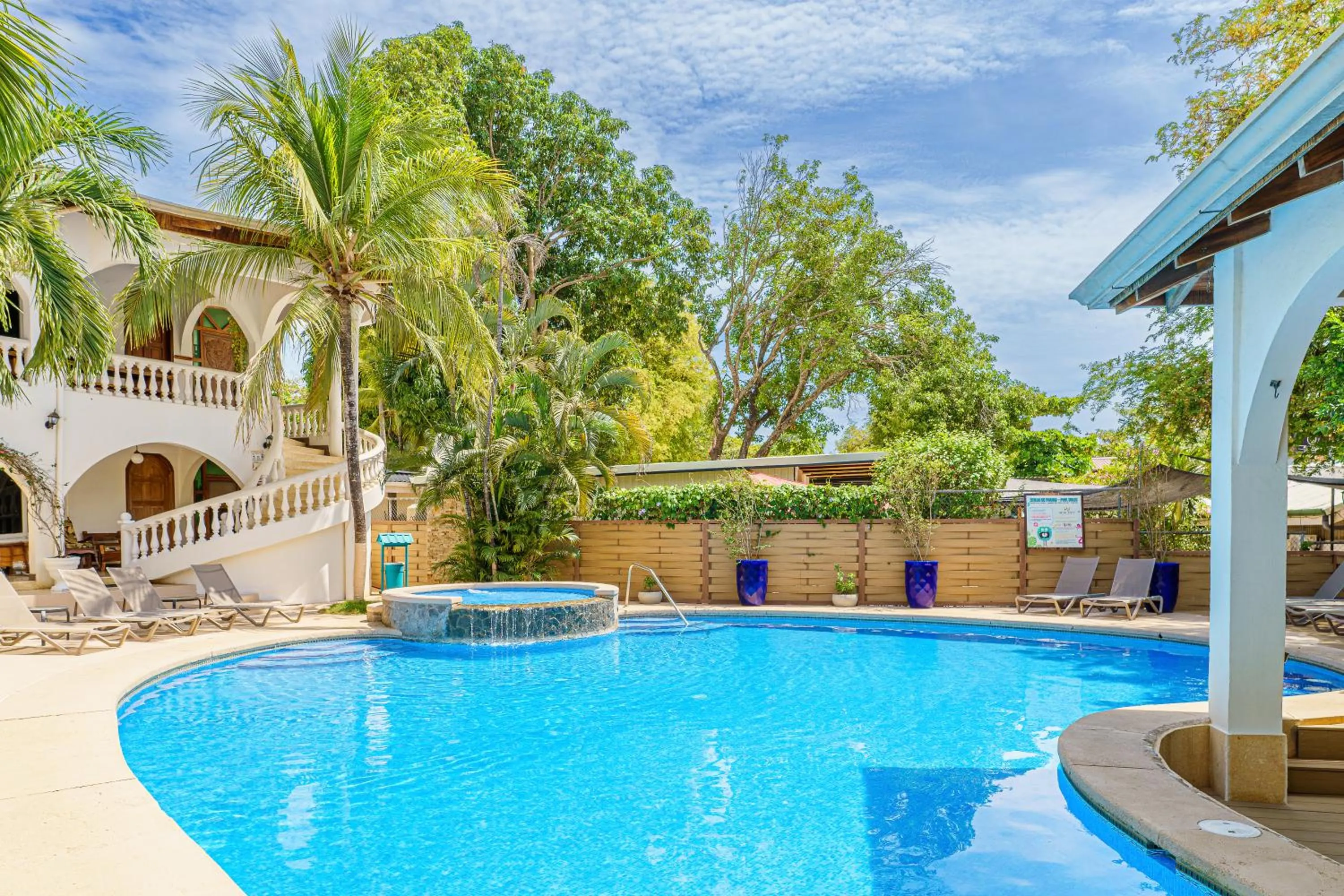Swimming pool in Hotel Mar Rey