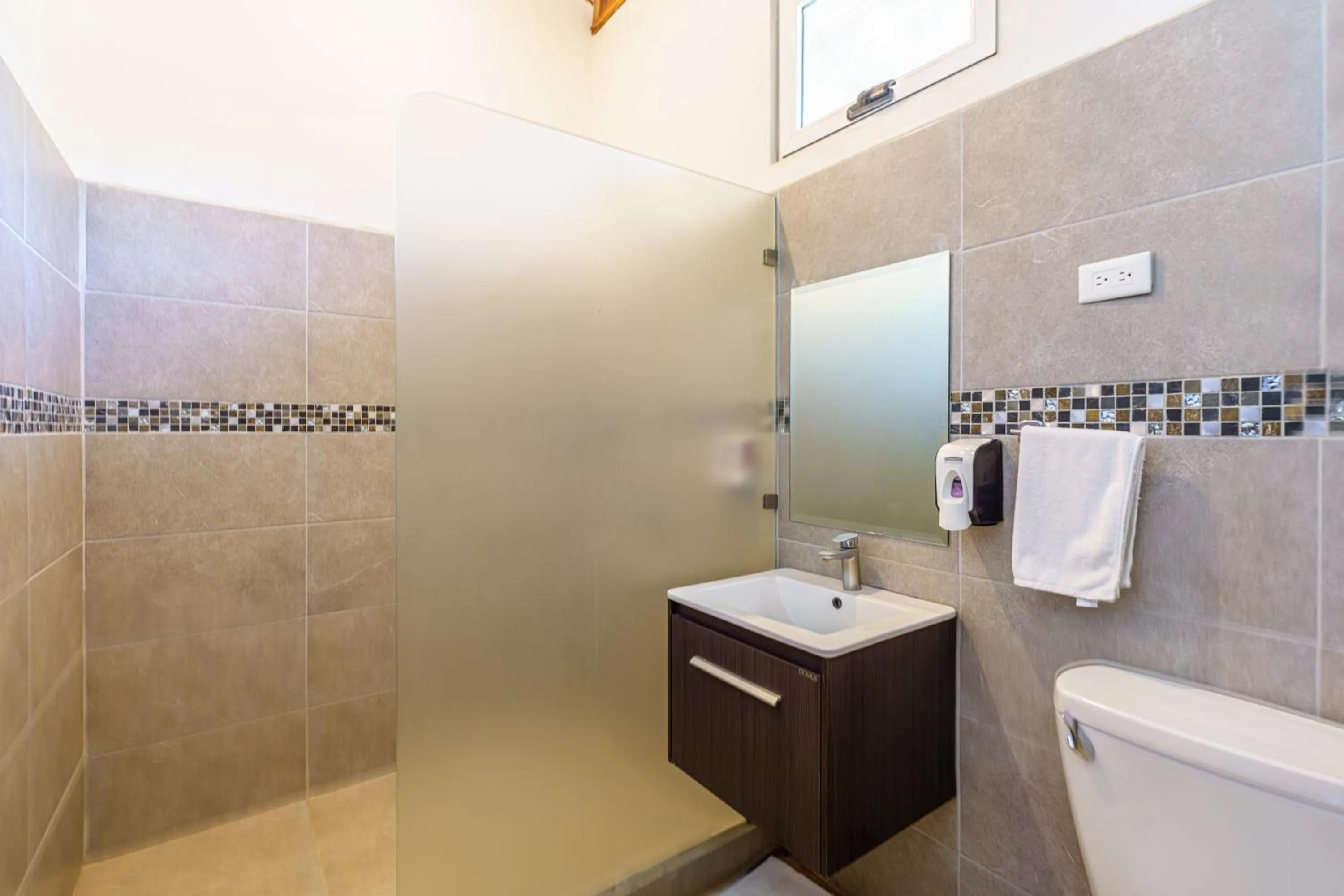 Bathroom in Hotel Mar Rey