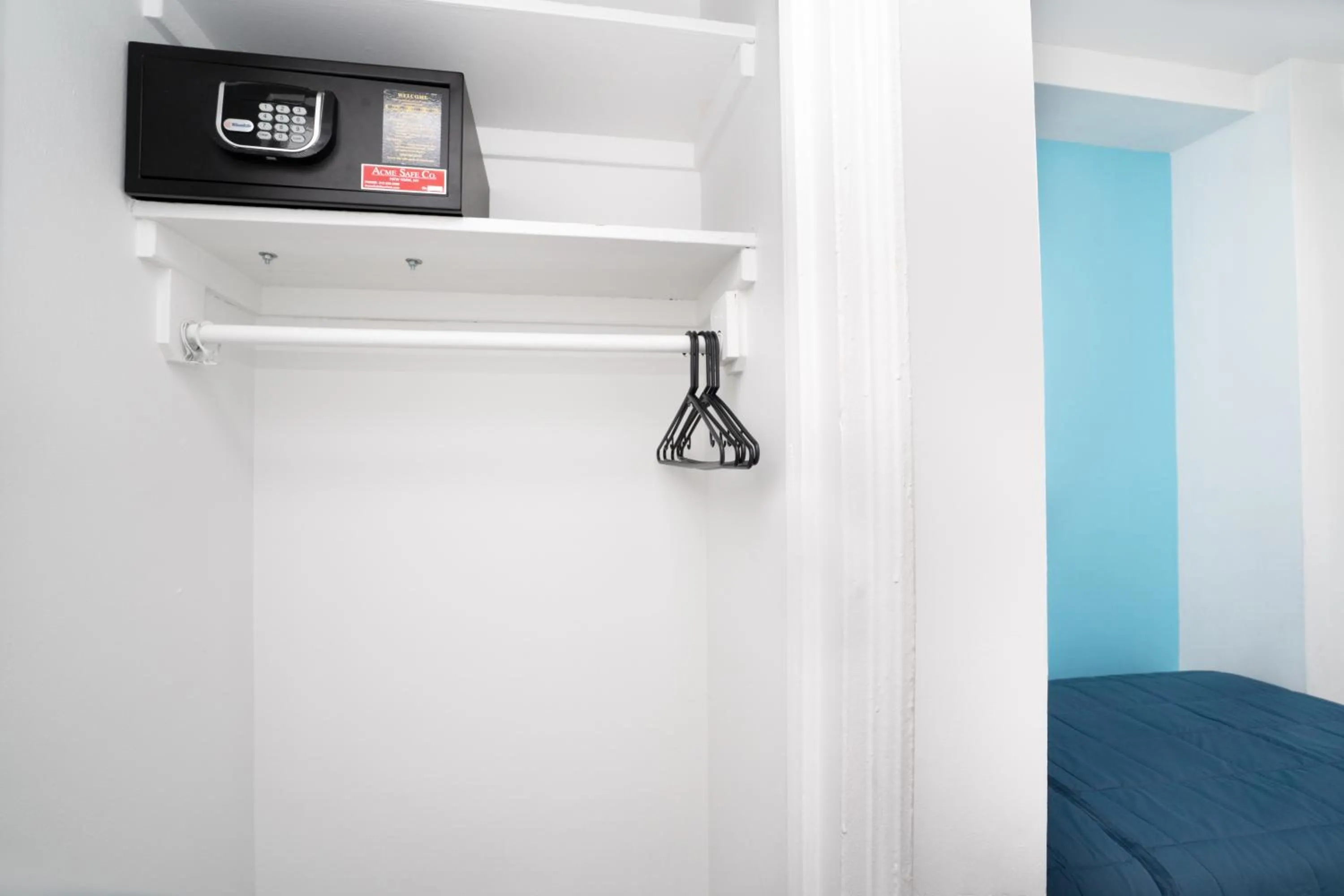 safe, Bed in West Side YMCA