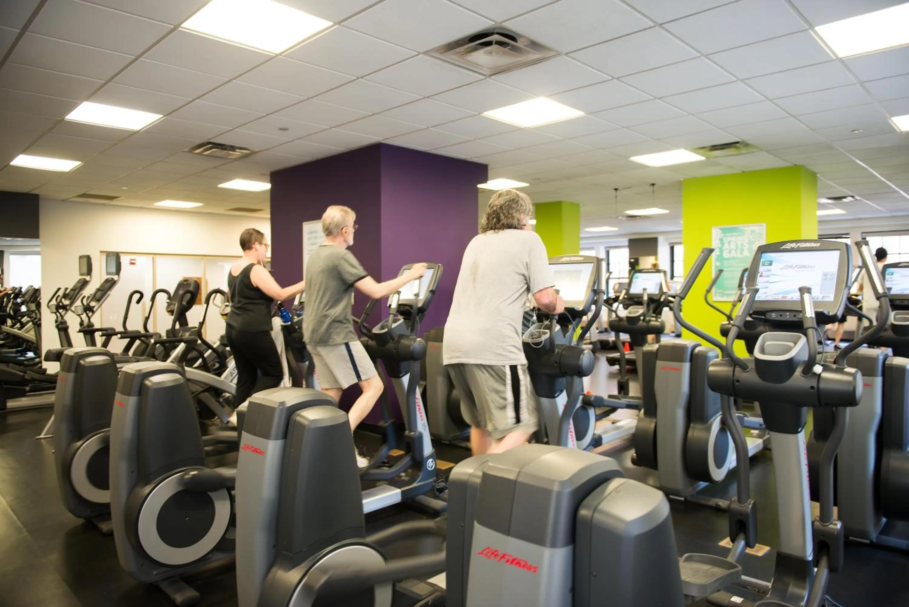 Fitness centre/facilities in West Side YMCA