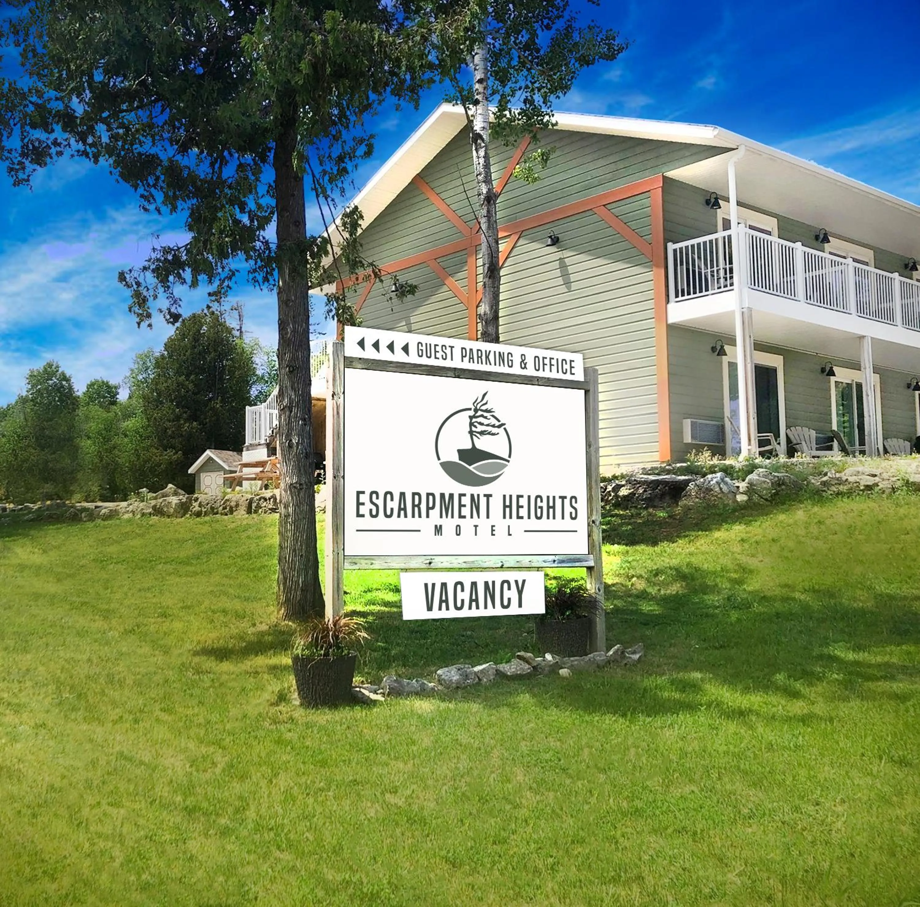 Escarpment Heights Motel