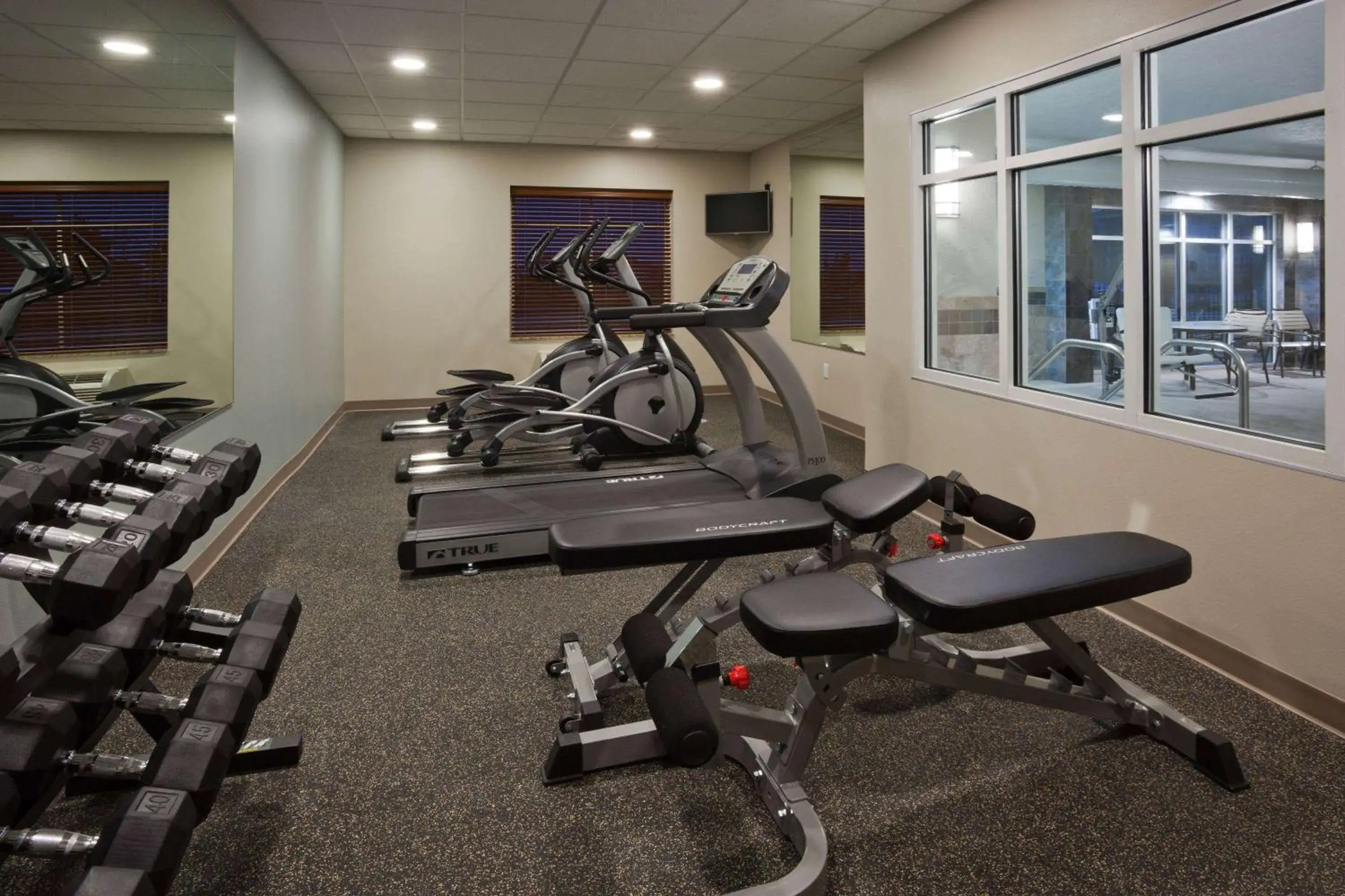 Fitness centre/facilities in AmericInn by Wyndham Waupun Fitness centre/facilities in AmericInn by Wyndham Waupun