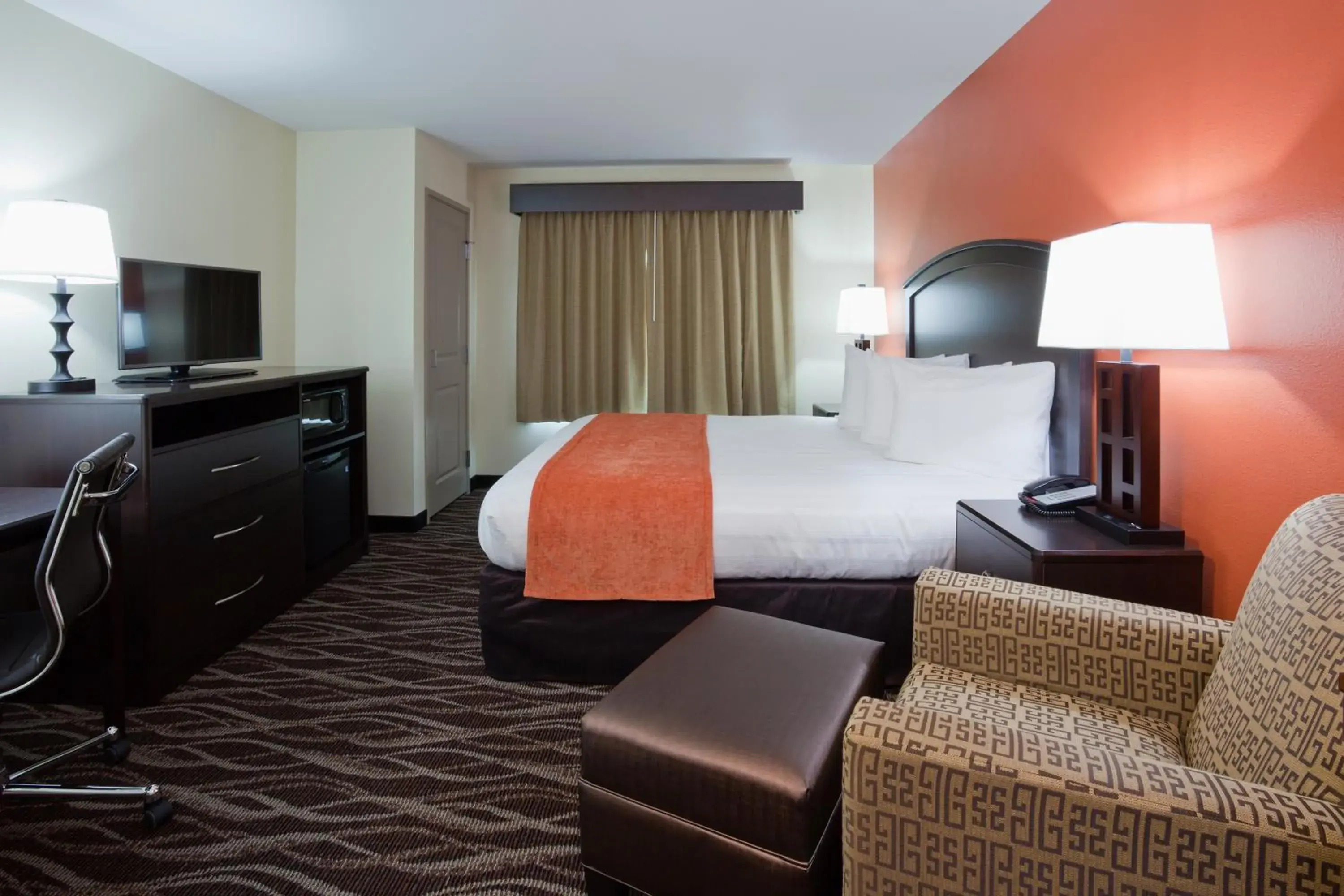 King Room - Mobility Access/Non-Smoking in AmericInn by Wyndham Waupun King Room - Mobility Access/Non-Smoking in AmericInn by Wyndham Waupun
