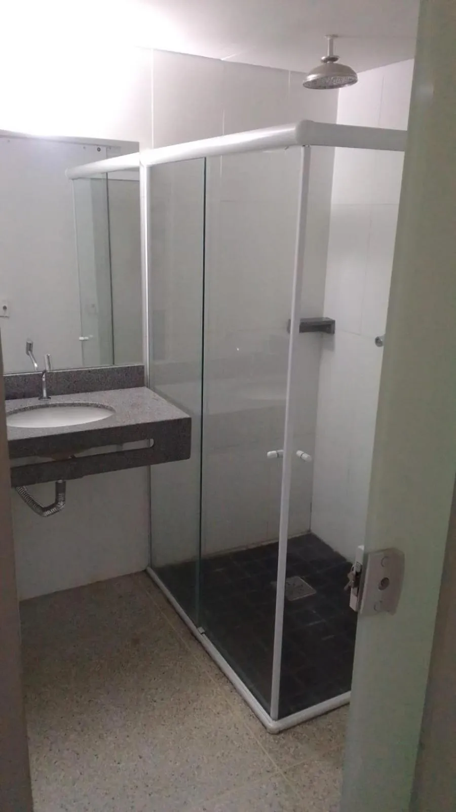 Shower in Itumbiara Palace Hotel