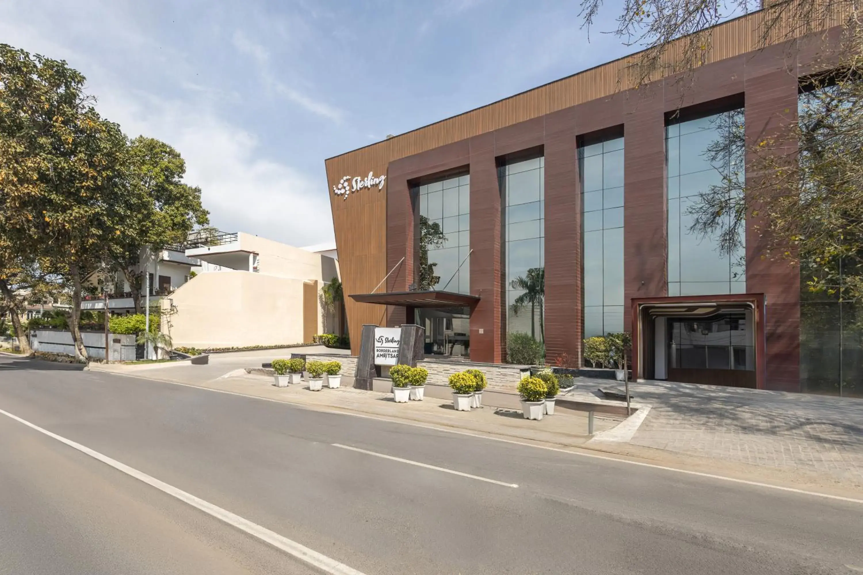 Facade/entrance in Sterling Borderland Amritsar Facade/entrance in Sterling Borderland Amritsar