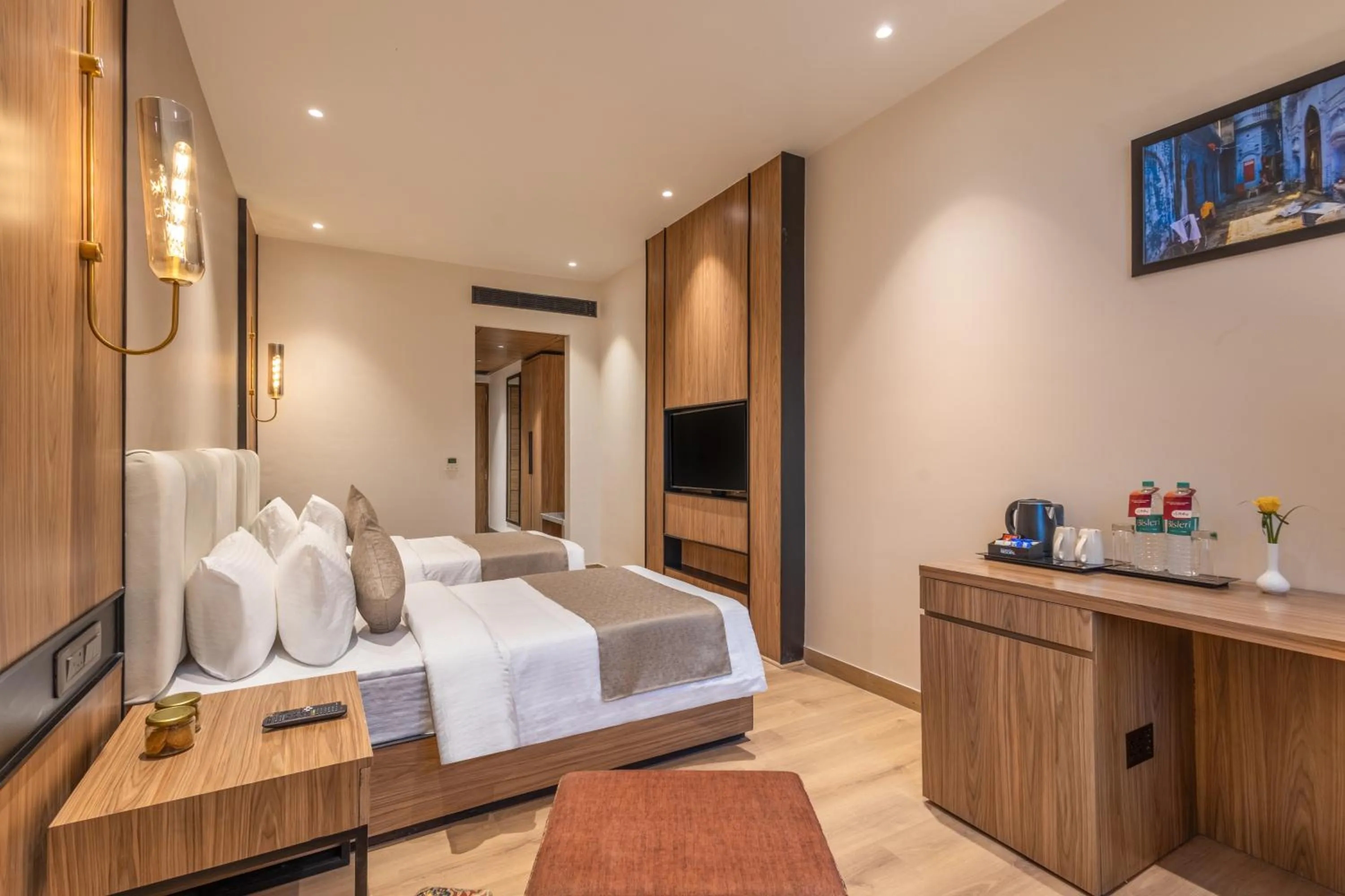 Photo of the whole room, Bed in Sterling Borderland Amritsar