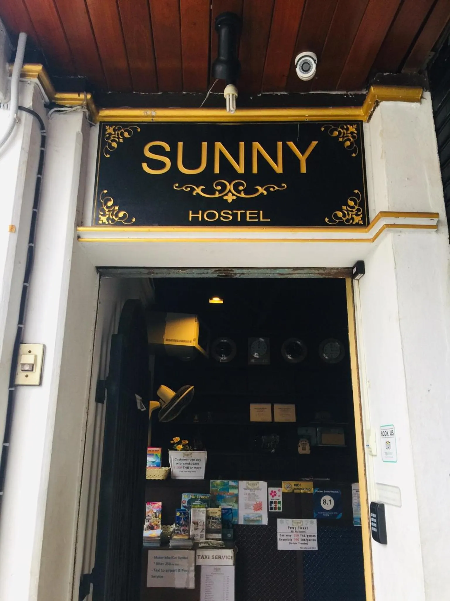 Facade/entrance in Phuket Sunny Hostel