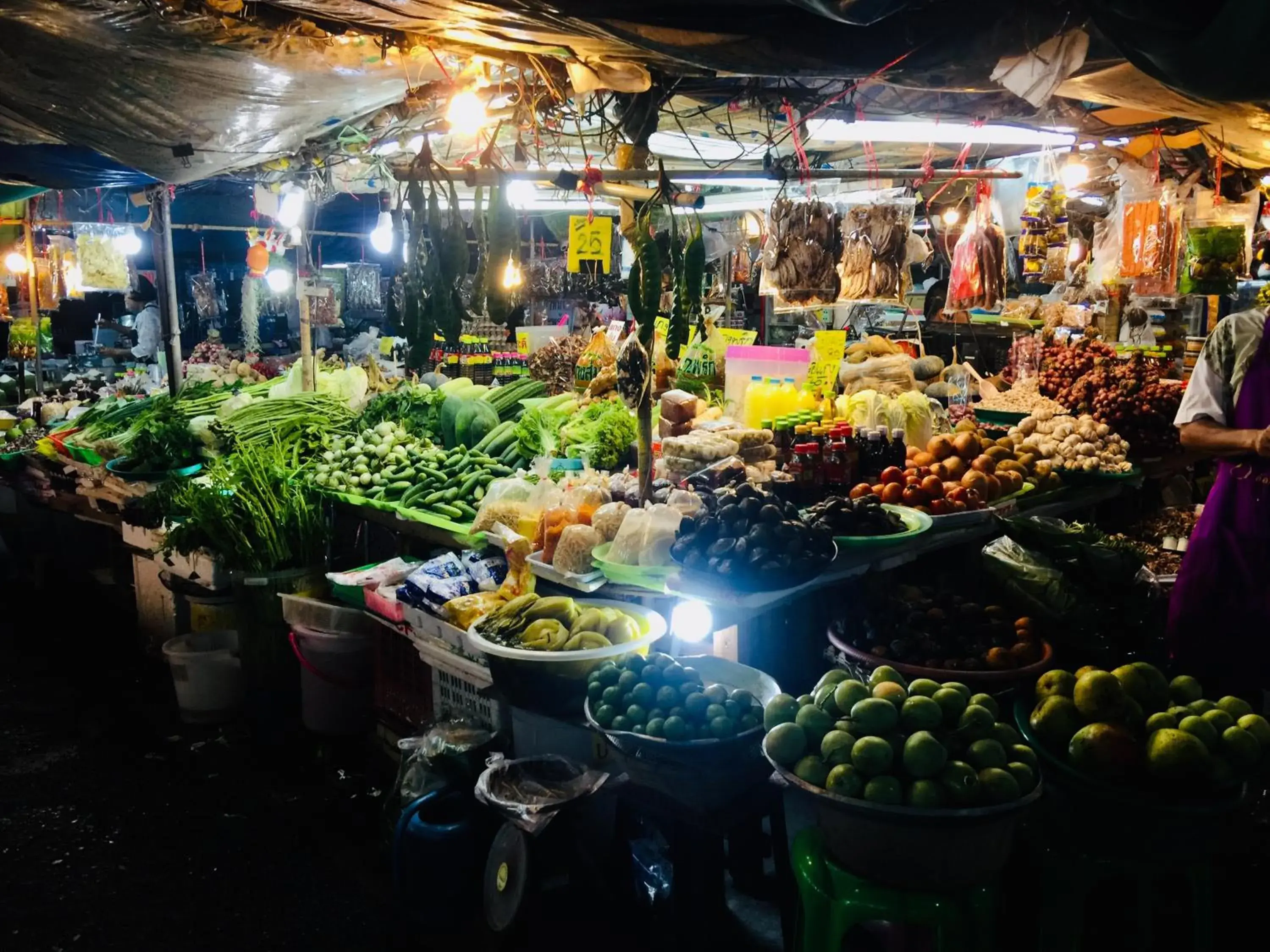 Restaurant/places to eat in Phuket Sunny Hostel Restaurant/places to eat in Phuket Sunny Hostel
