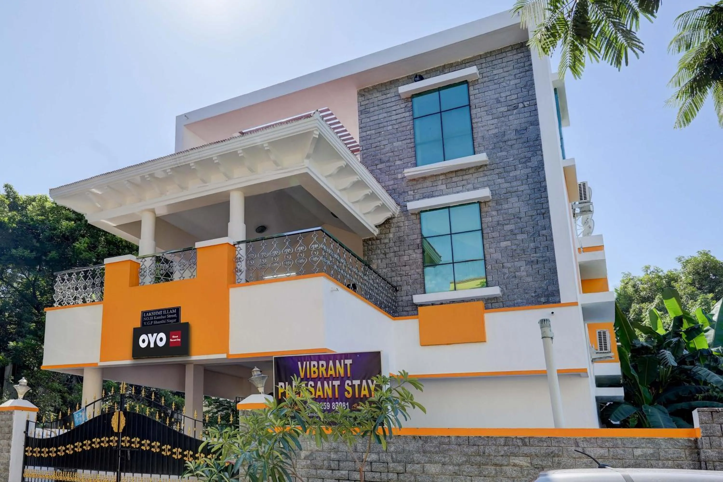 Facade/entrance in Super Hotel O VSV Guest House