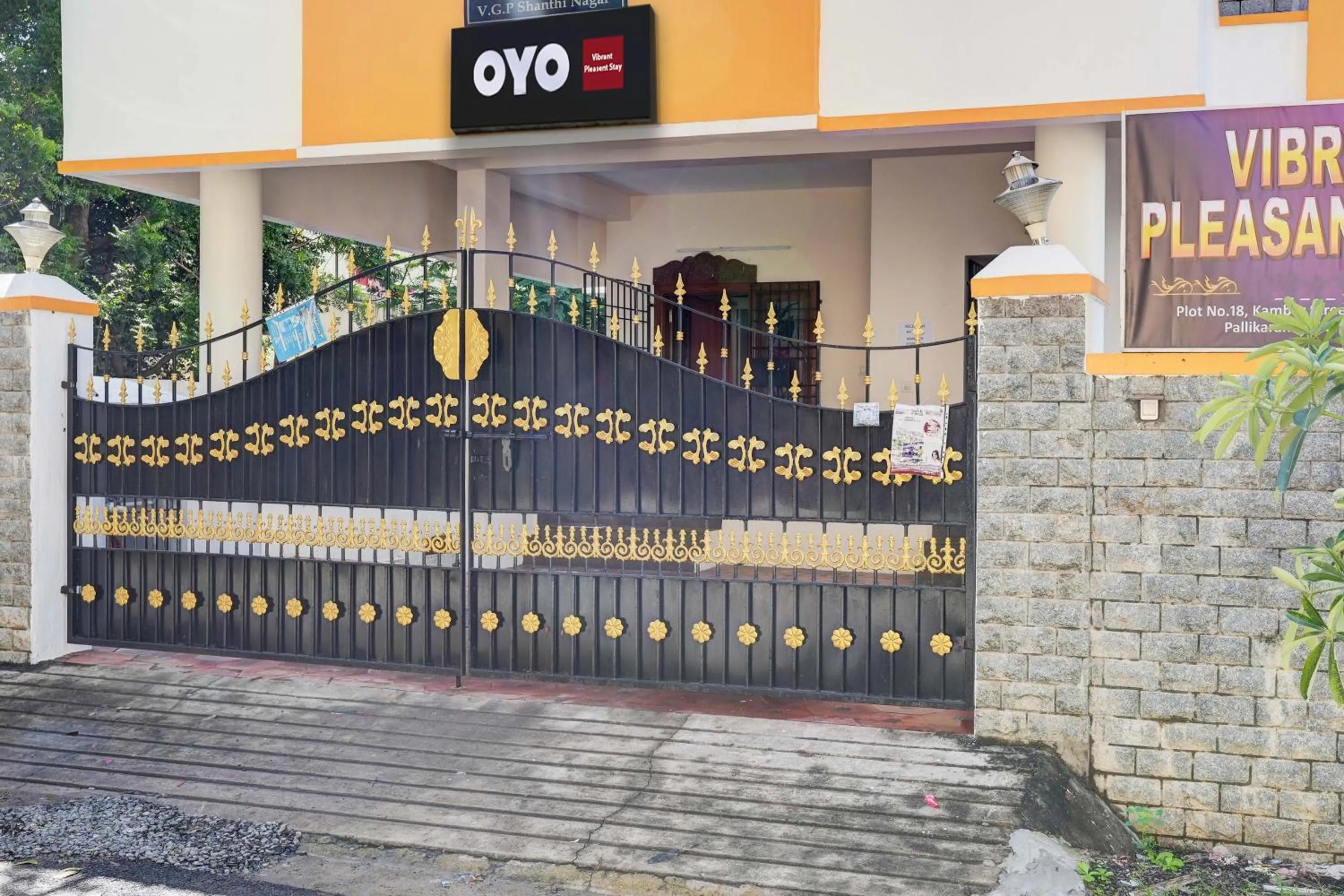 Facade/entrance in Super Hotel O VSV Guest House