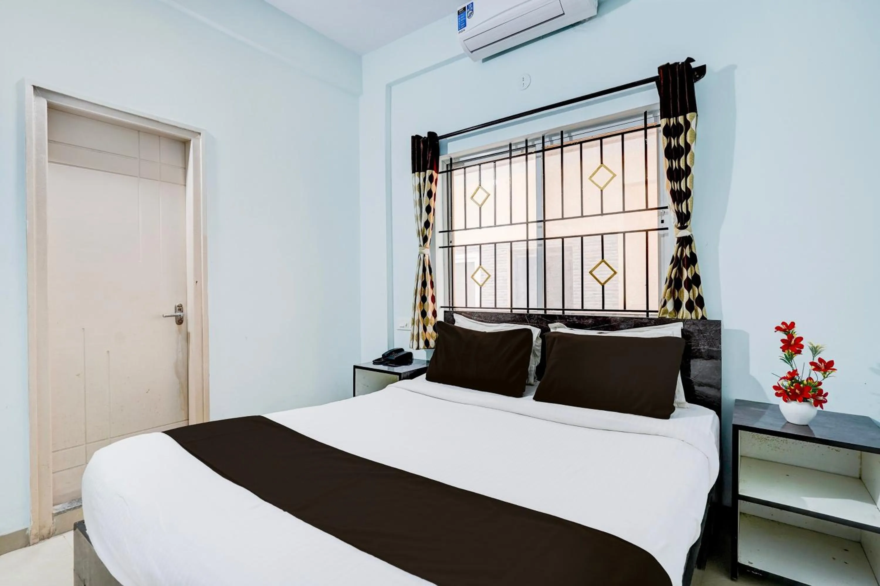 Bedroom, Bed in Super Collection O Uttarahalli