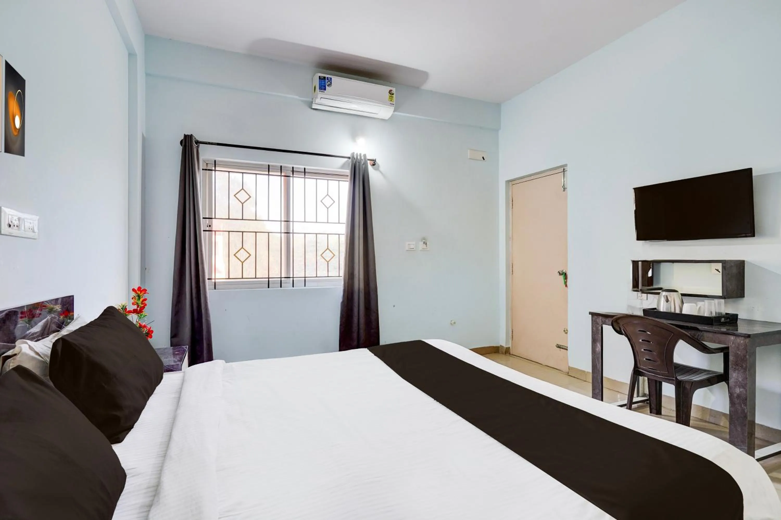 Bedroom, Bed in Super Collection O Uttarahalli