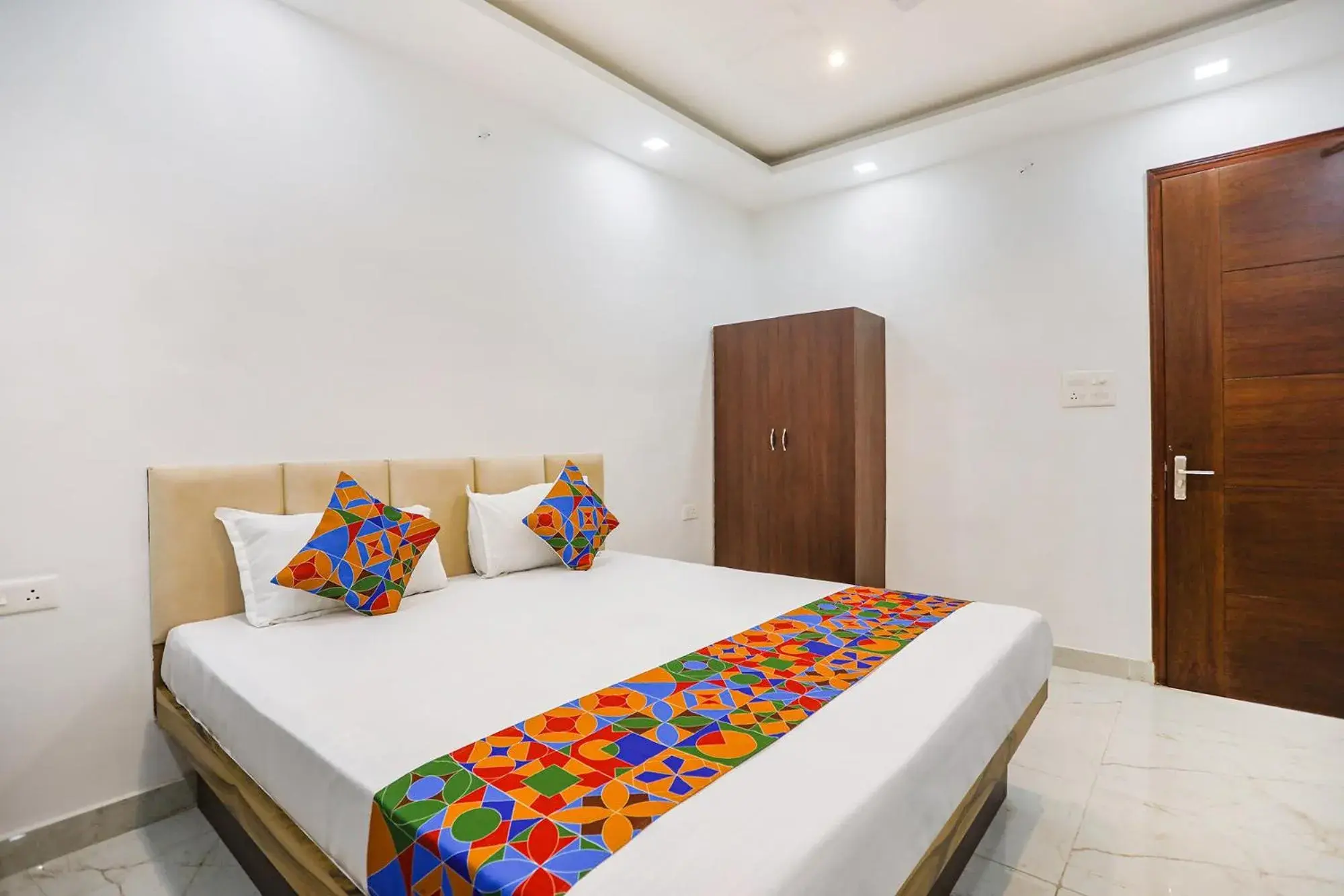 Bed in Fabhotel JP Villa - Nr Stadium Bed in Fabhotel JP Villa - Nr Stadium