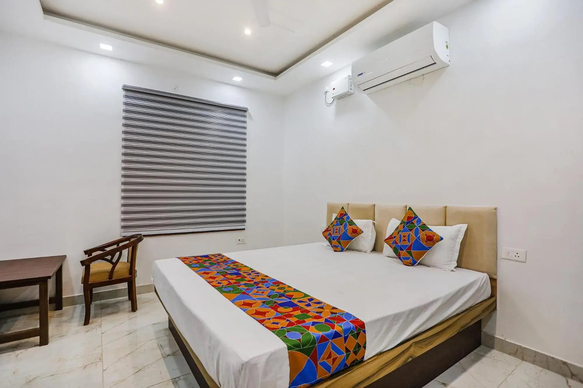 Bed in Fabhotel JP Villa - Nr Stadium Bed in Fabhotel JP Villa - Nr Stadium