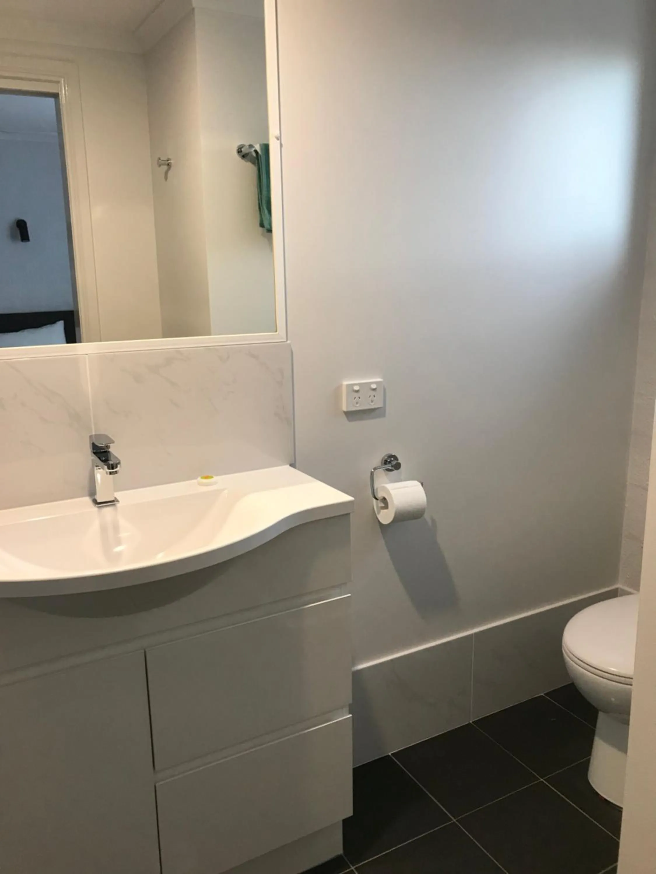 Bathroom in Merimbula Lake Apartments