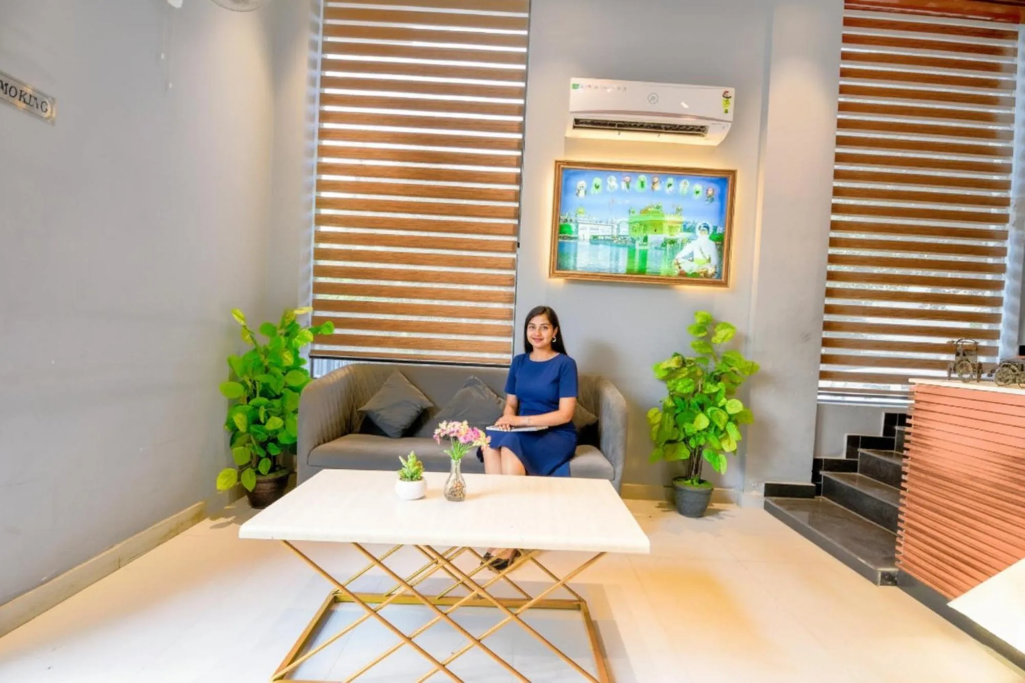 Seating area in FabHotel Amar Villa