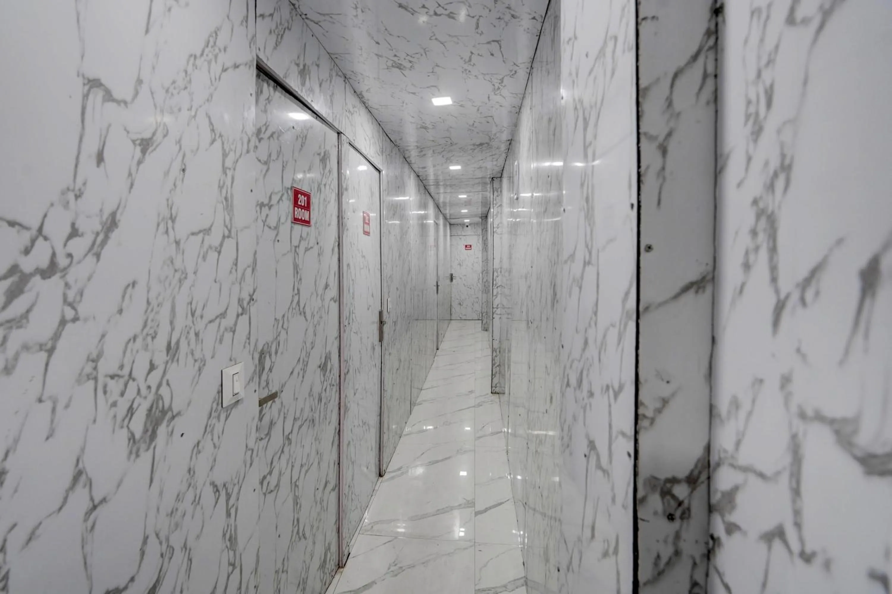 Lobby or reception in Hotel O POP A Happy Hours Plaza