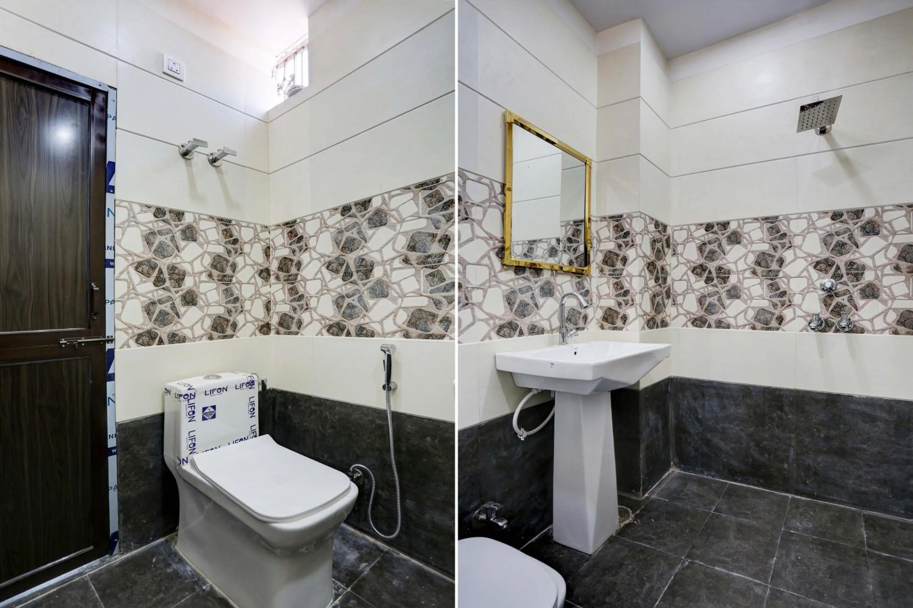 Bathroom in Hotel O M R Galaxy