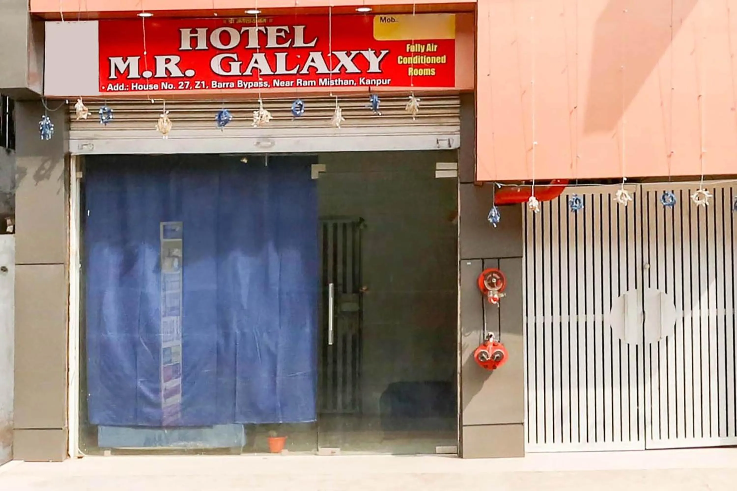 Facade/entrance in Hotel O M R Galaxy