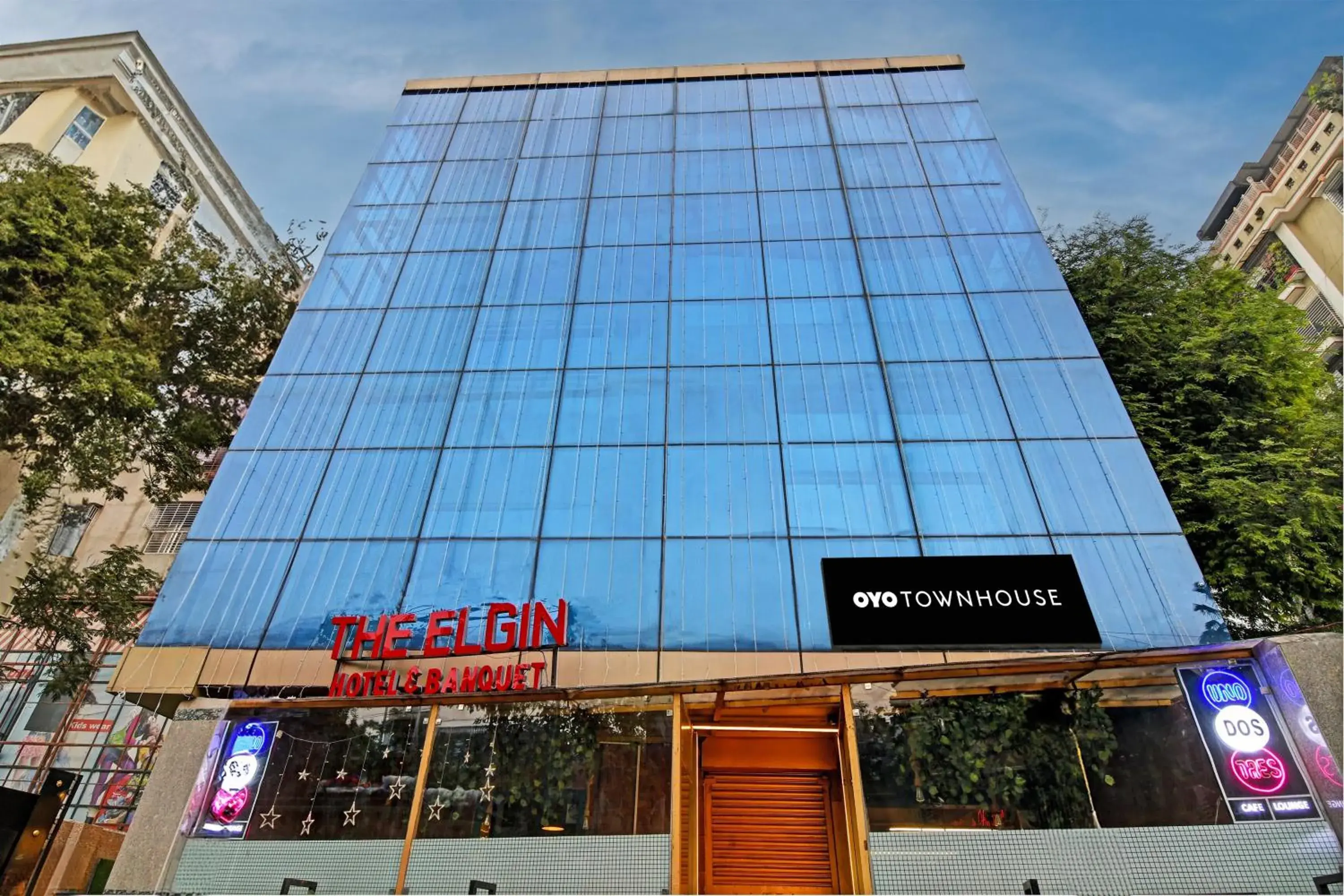 Facade/entrance in Townhouse Refresh Facade/entrance in Townhouse Refresh