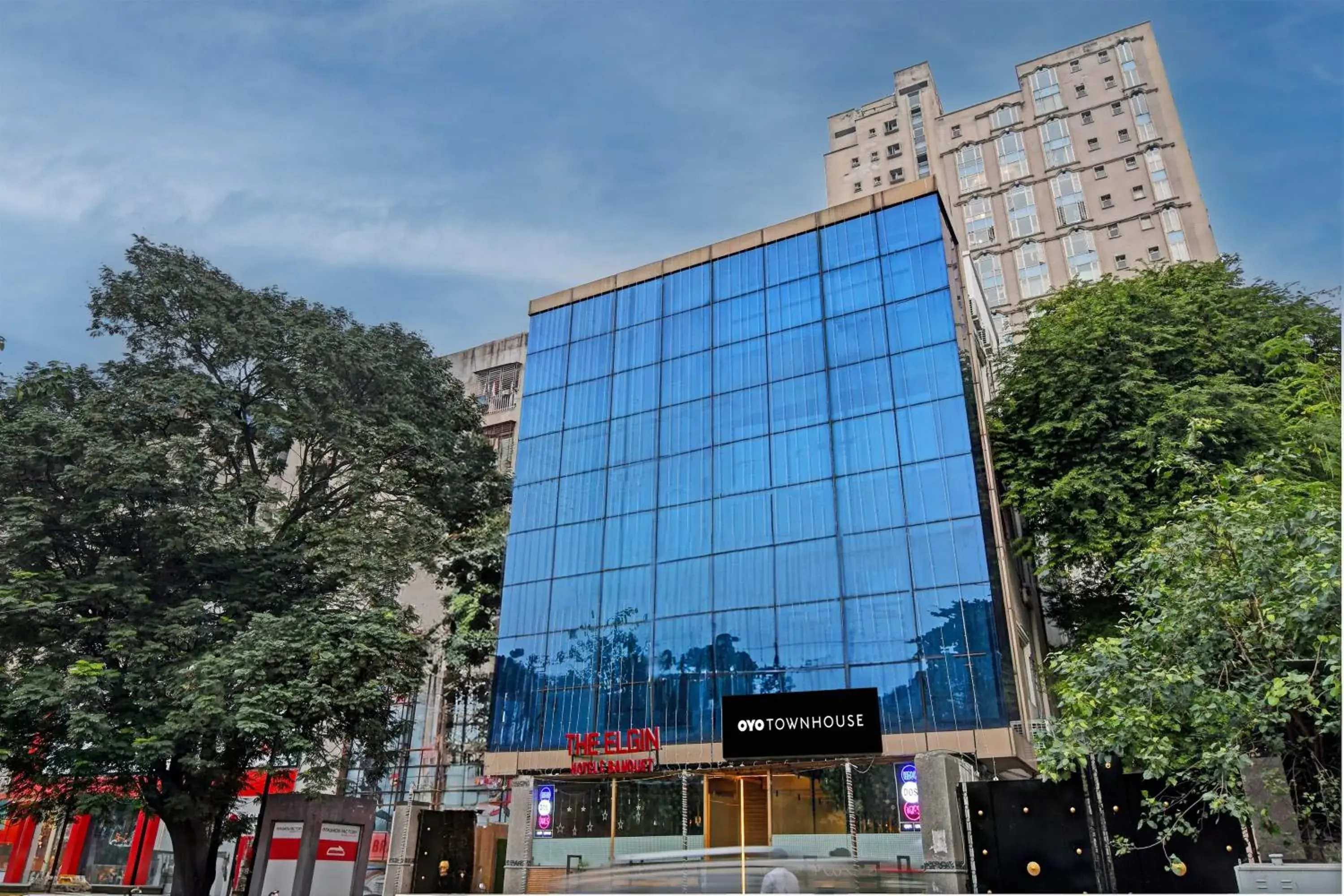 Facade/entrance in Townhouse Refresh Facade/entrance in Townhouse Refresh