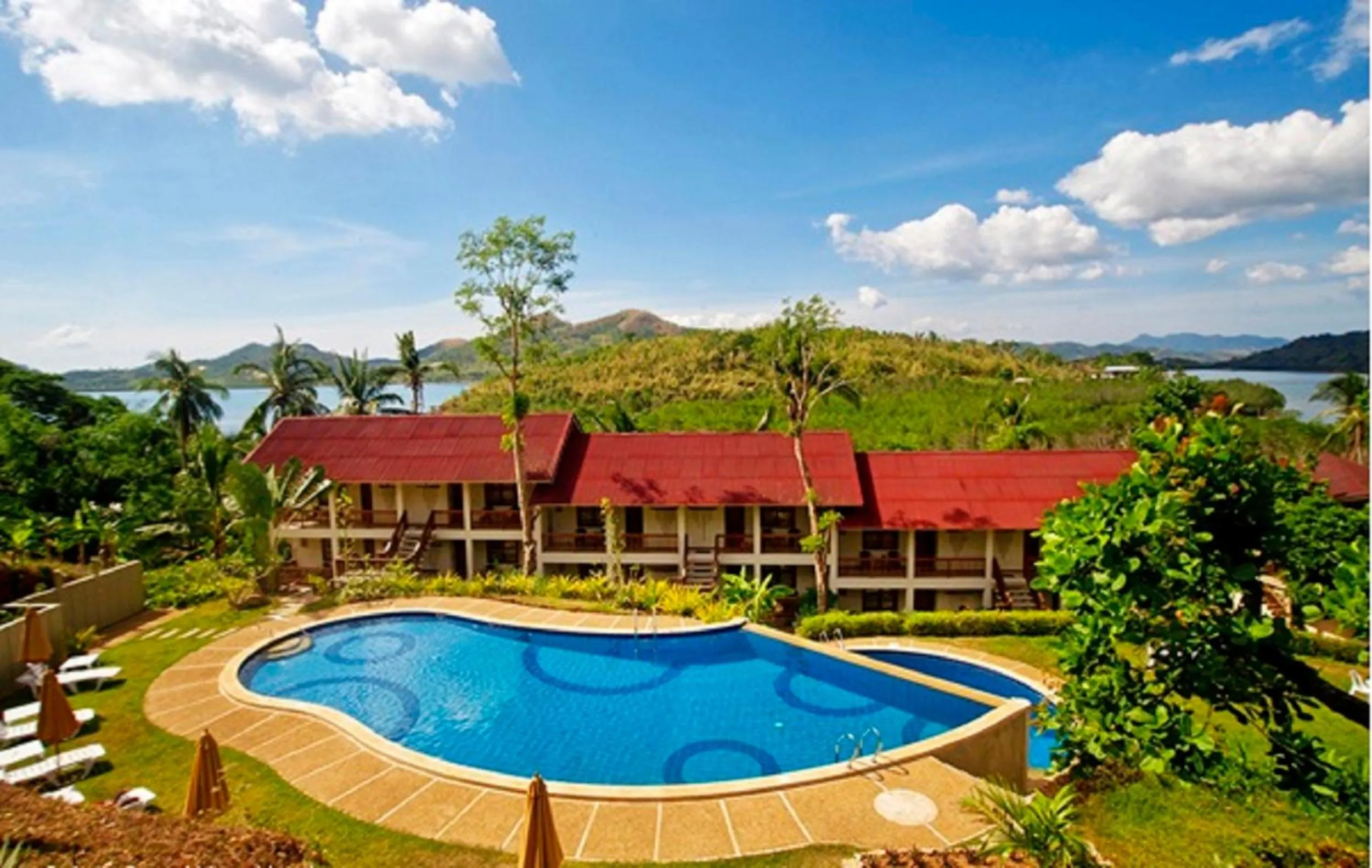 Swimming pool in Asia Grand View Hotel