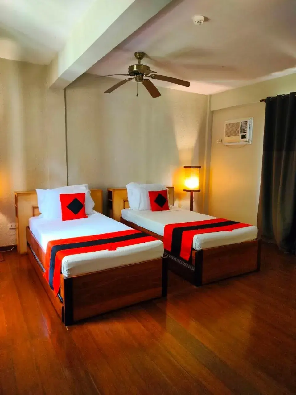 Superior Double or Twin Room in Asia Grand View Hotel Superior Double or Twin Room in Asia Grand View Hotel