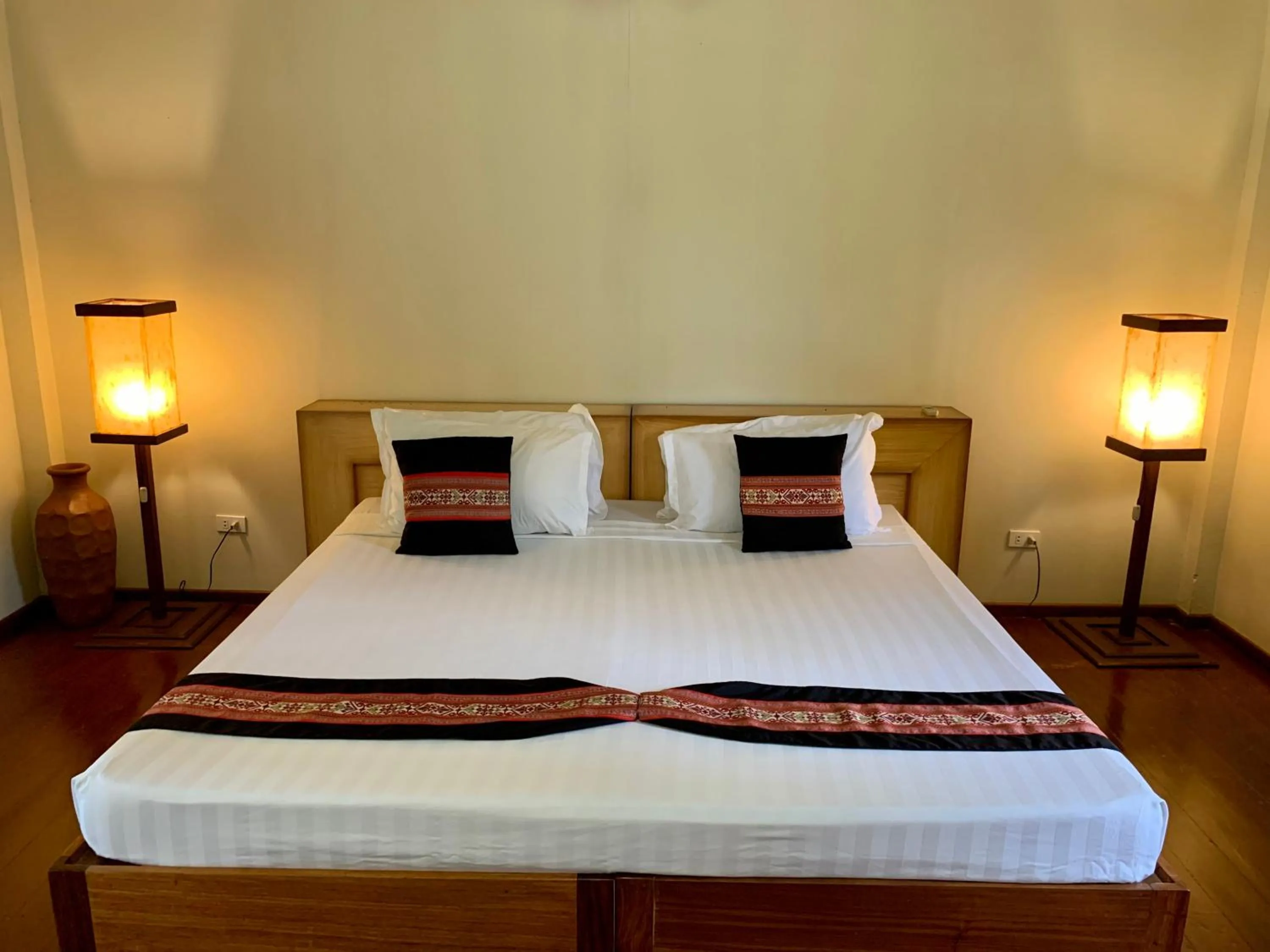 Bed in Asia Grand View Hotel