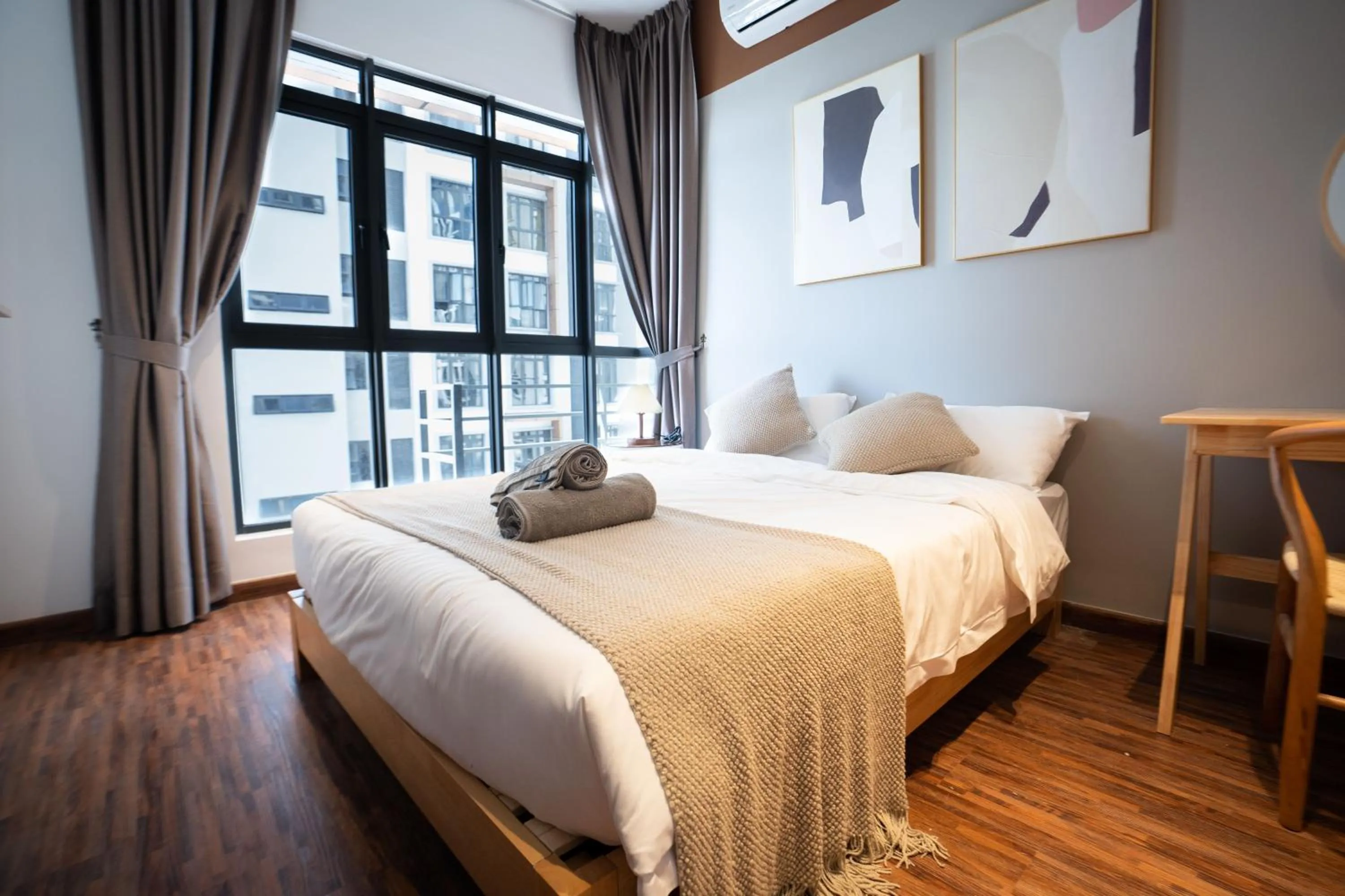 Bed in K Avenue by Pinstay