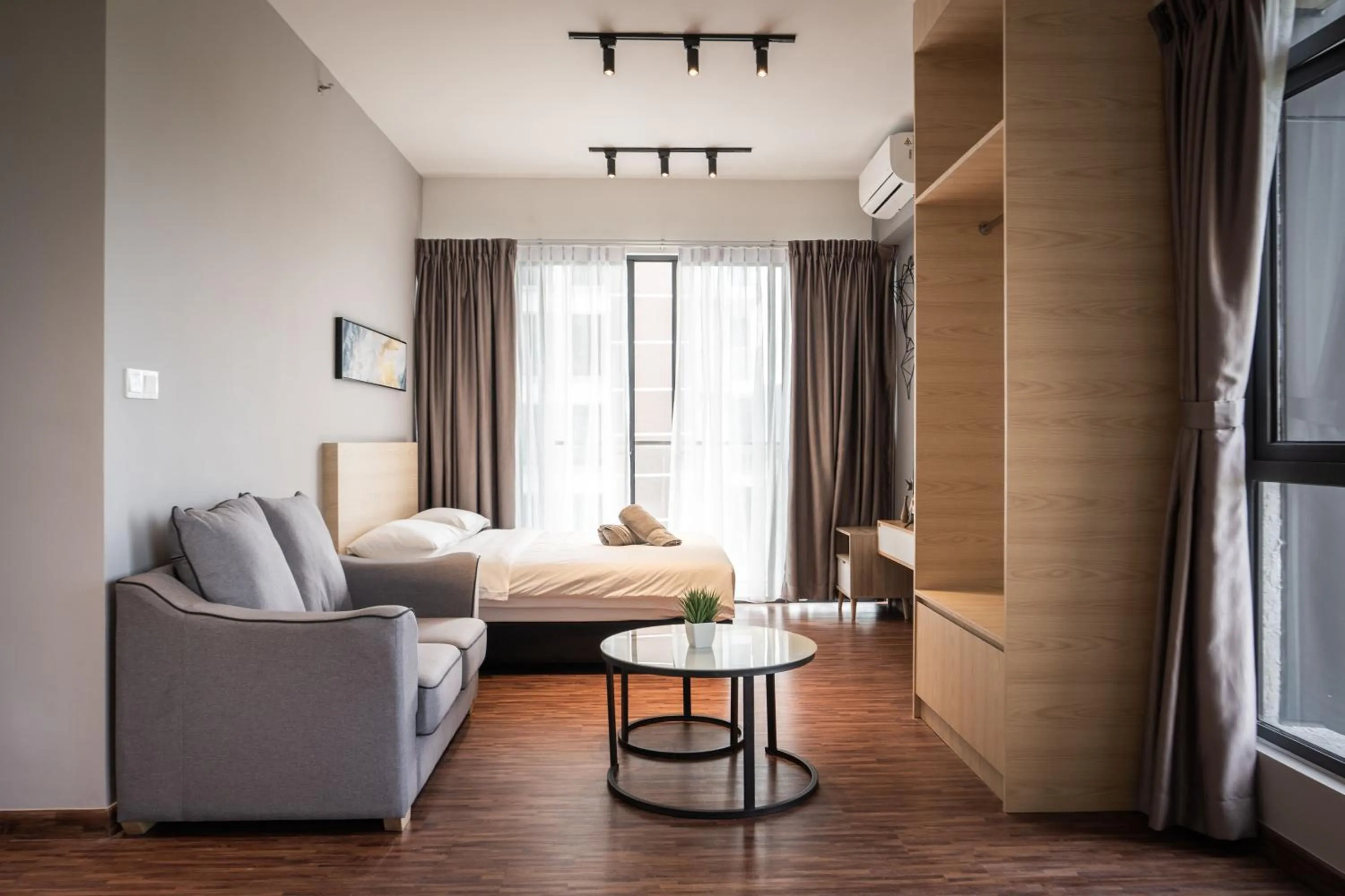 Bed in K Avenue by Pinstay