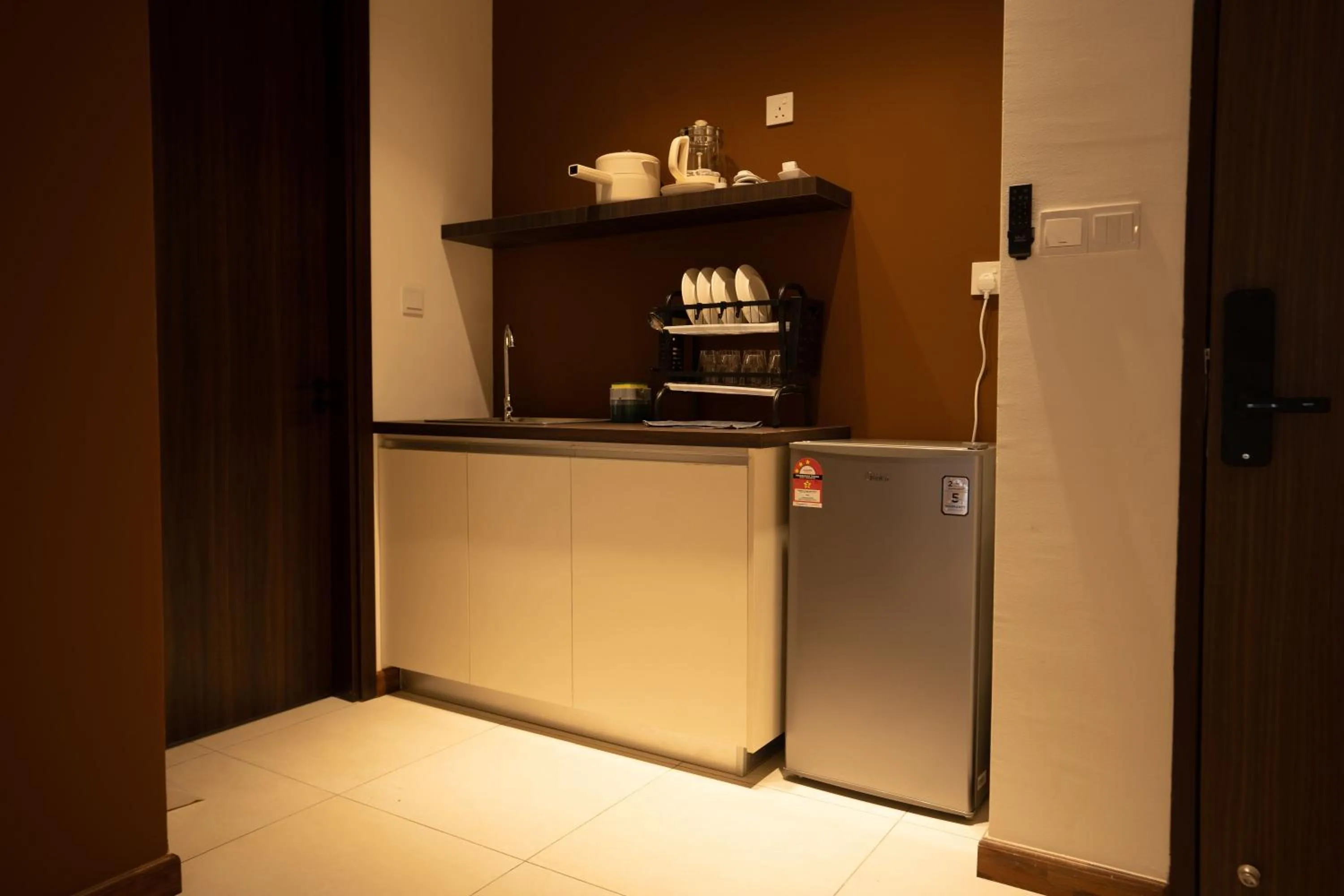 Coffee/tea facilities in K Avenue by Pinstay