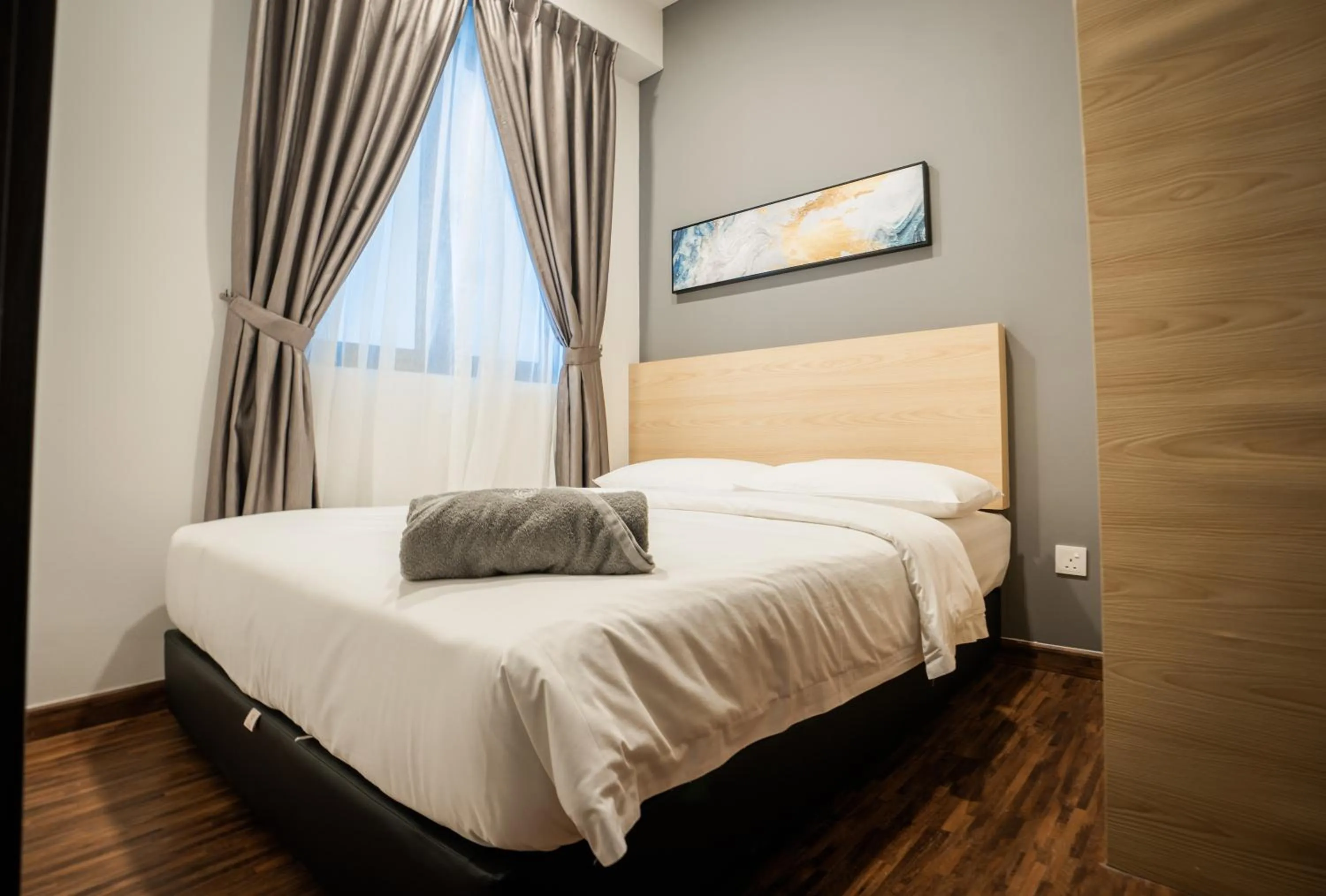 Bed in K Avenue by Pinstay