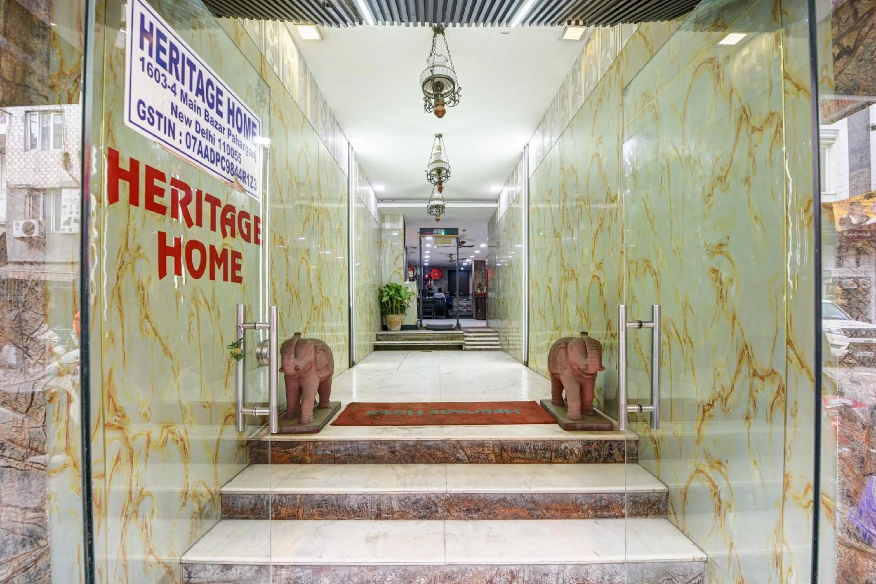 Mountain view in Hotel Heritage Home -3 Mins Walk from Metro And 5 Mins from Rail Station