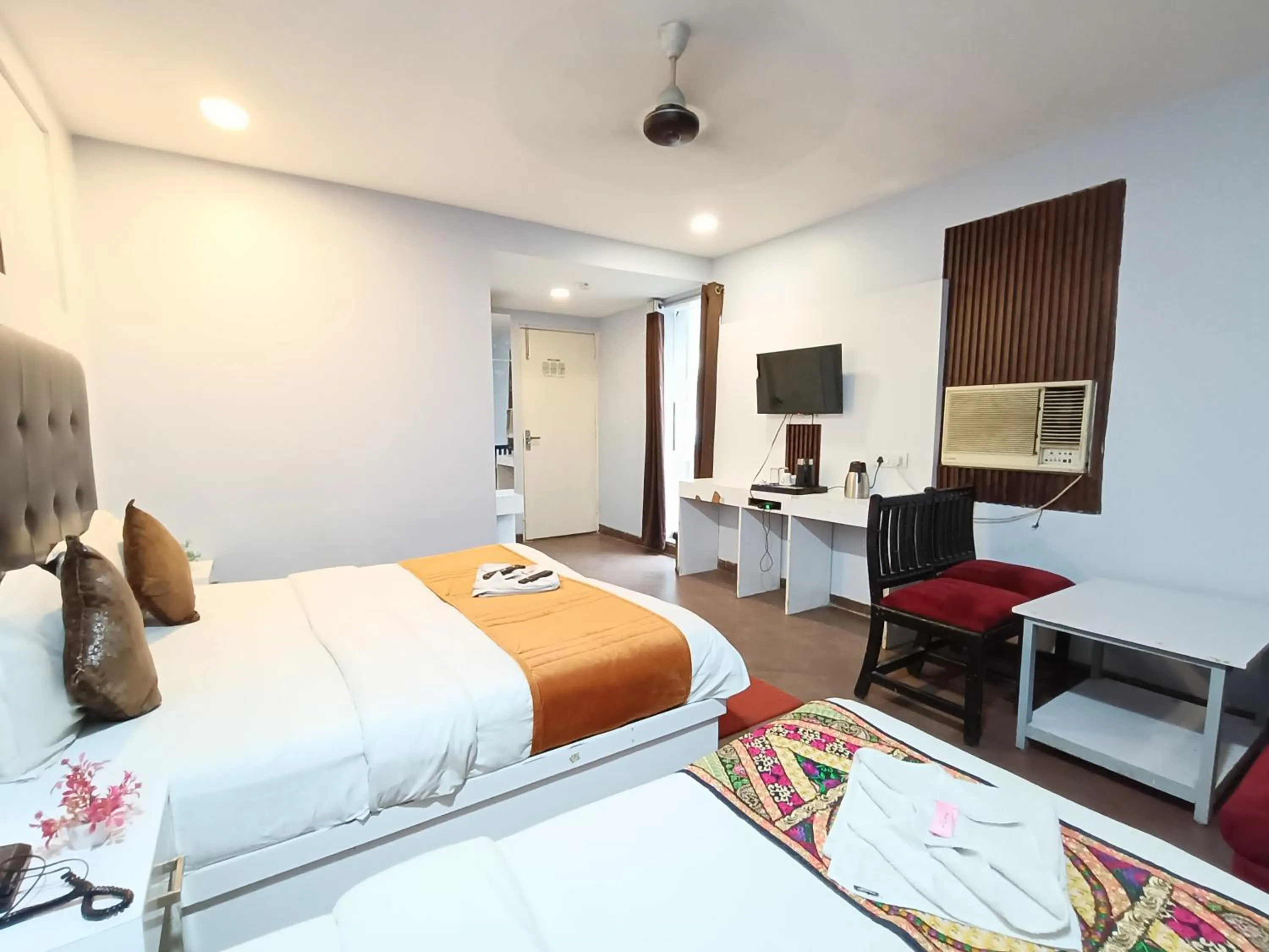 Bed in Hotel Heritage Home