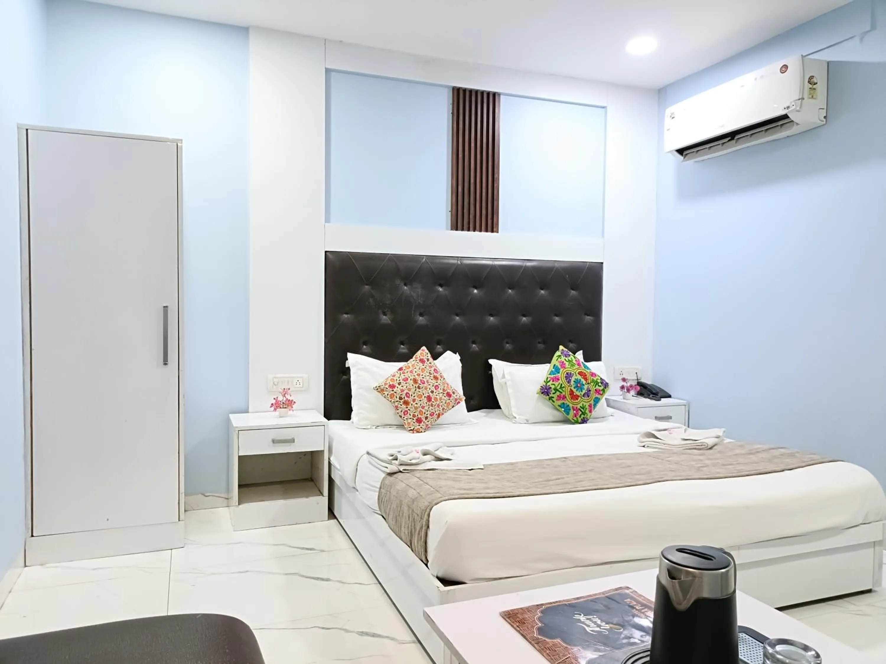 Bed in Hotel Heritage Home