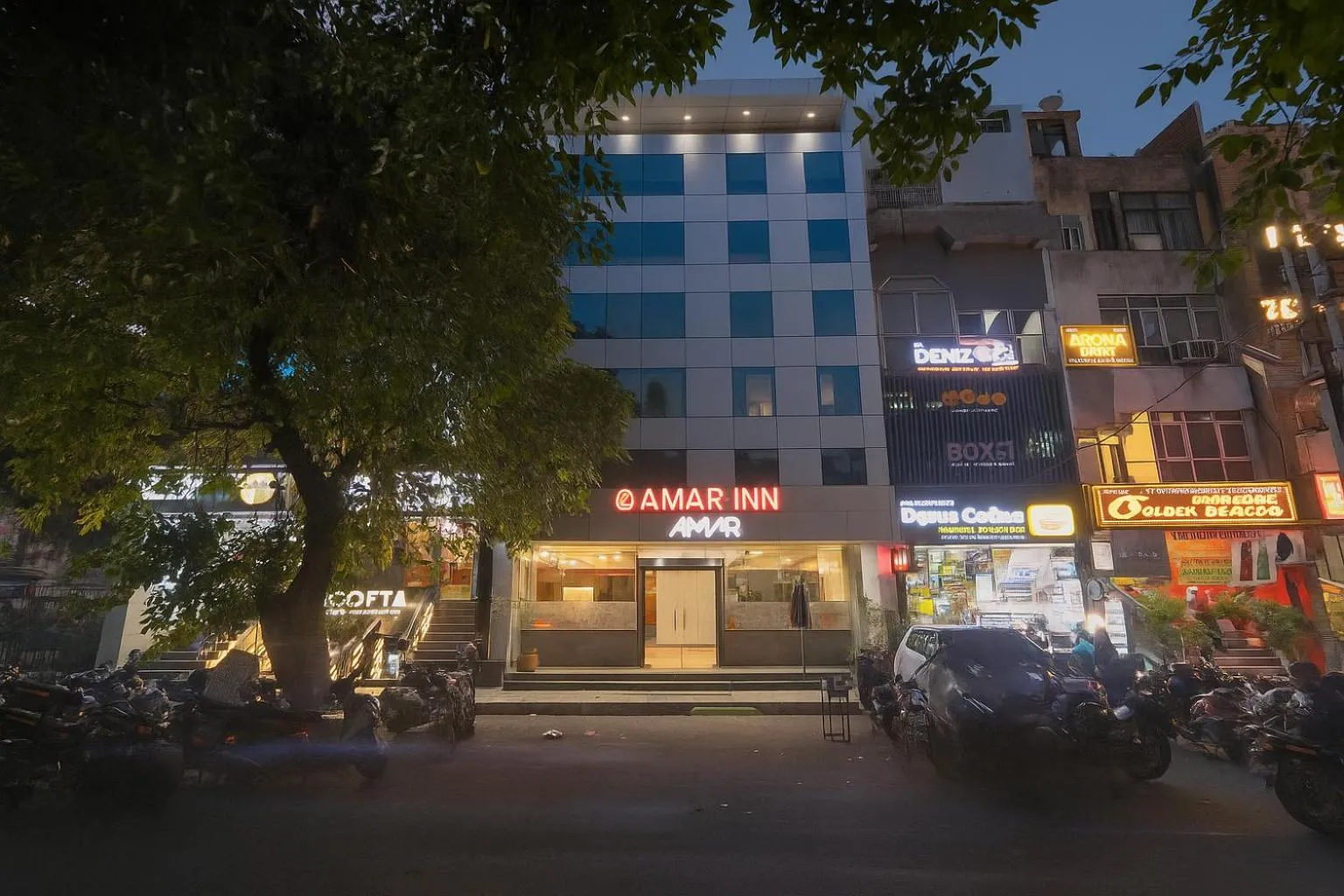 Property building in Hotel Amar Inn by Quadis - Lajpat Nagar