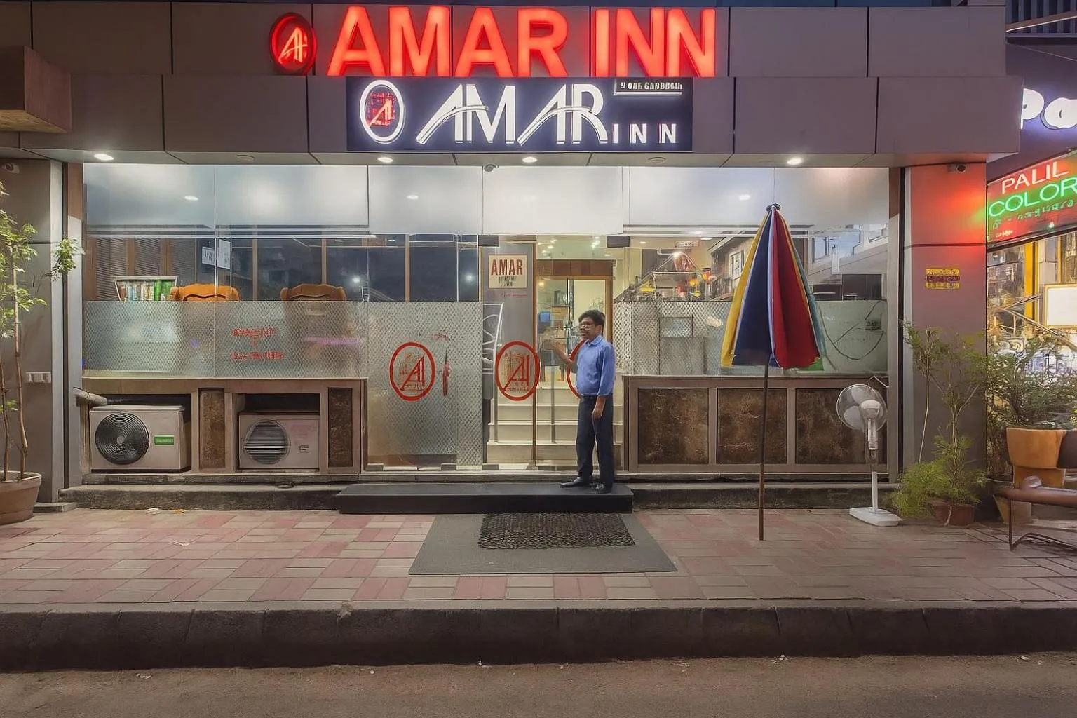Facade/entrance in Hotel Amar Inn by Quadis - Lajpat Nagar