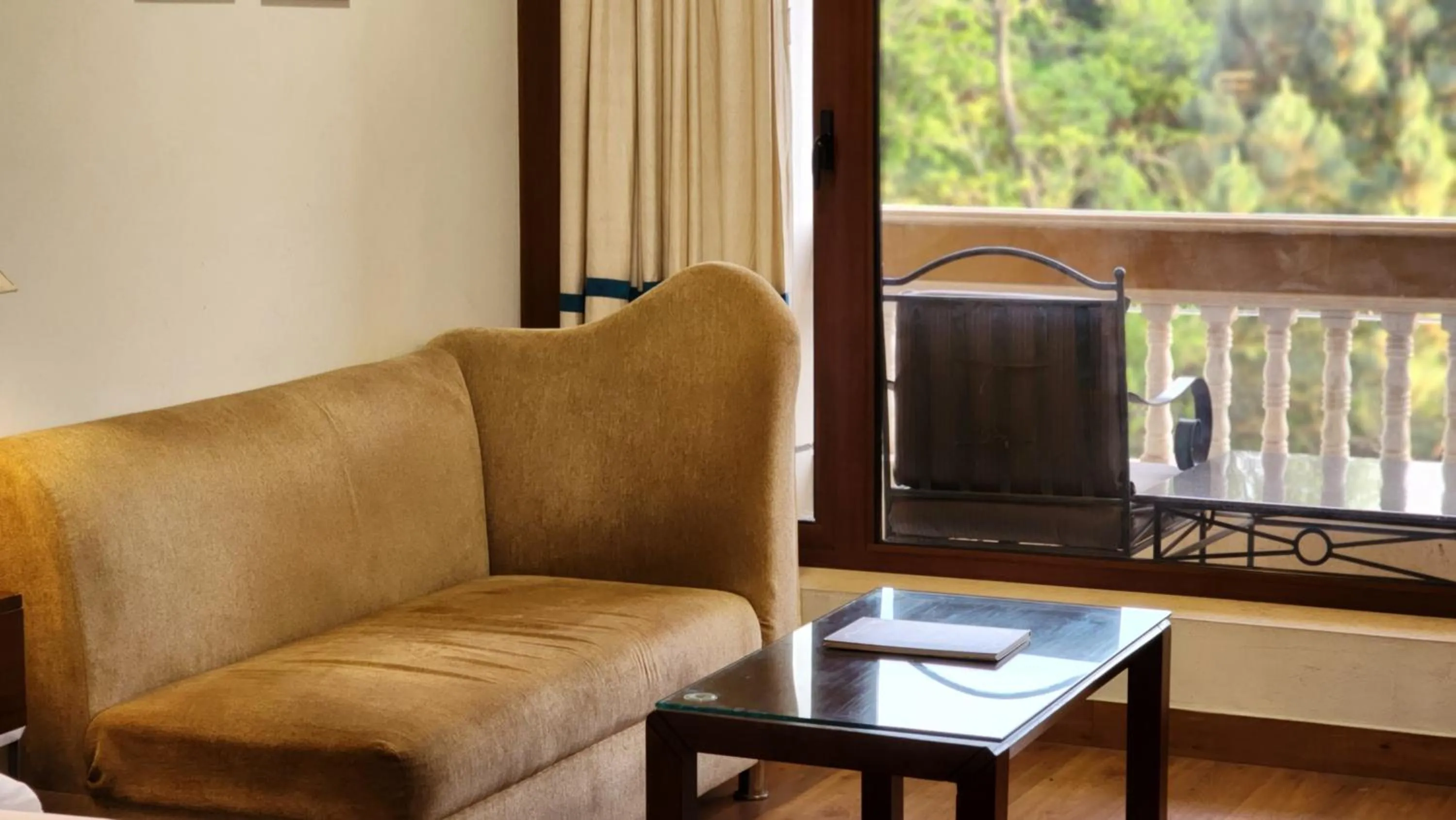 Hotel Royal Ark - Kasauli