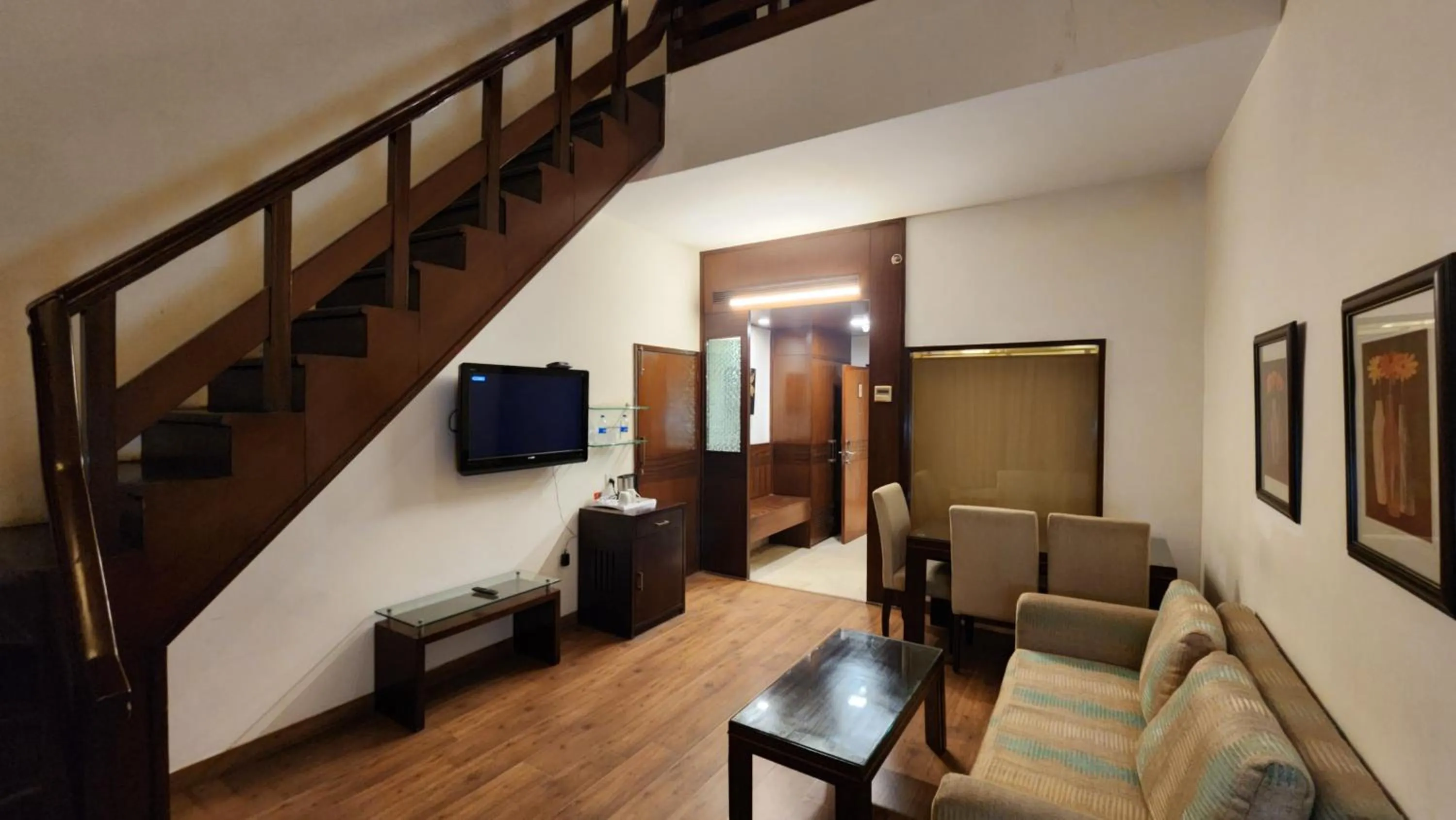 Hotel Royal Ark - Kasauli