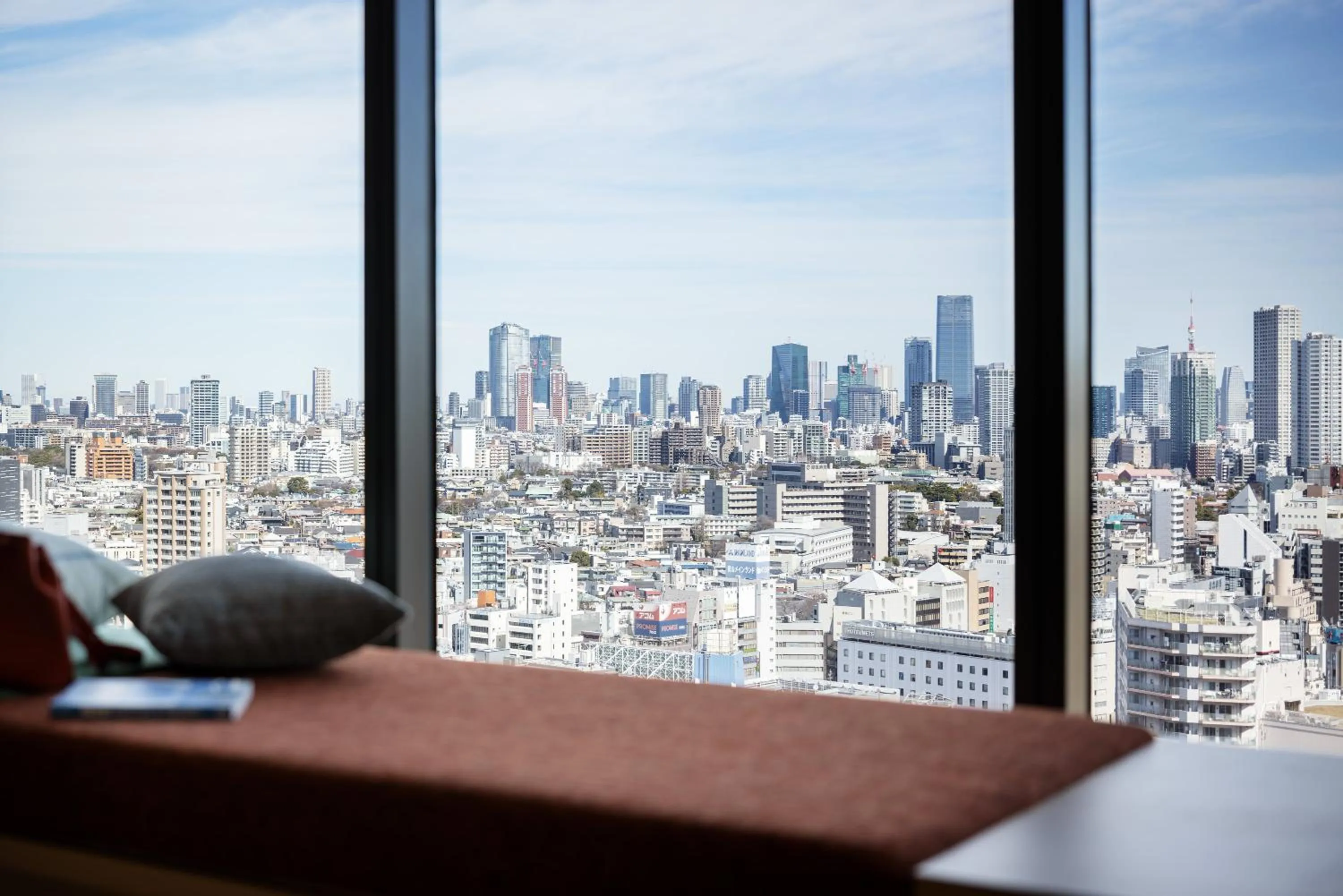 Seating area in OMO5 Tokyo Gotanda by Hoshino Resorts
