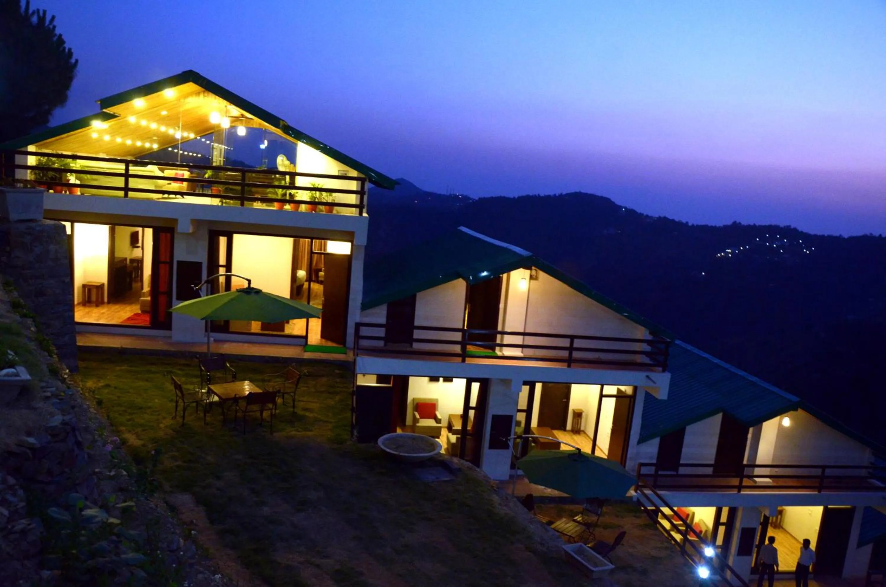 Property building in Woodsmoke Retreat