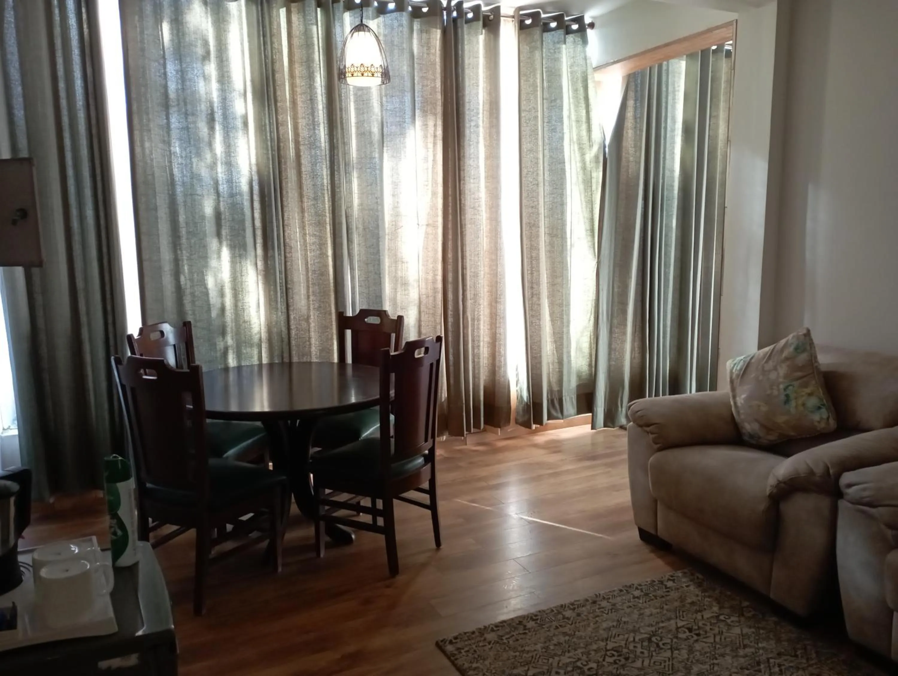 Living room in Woodsmoke Retreat